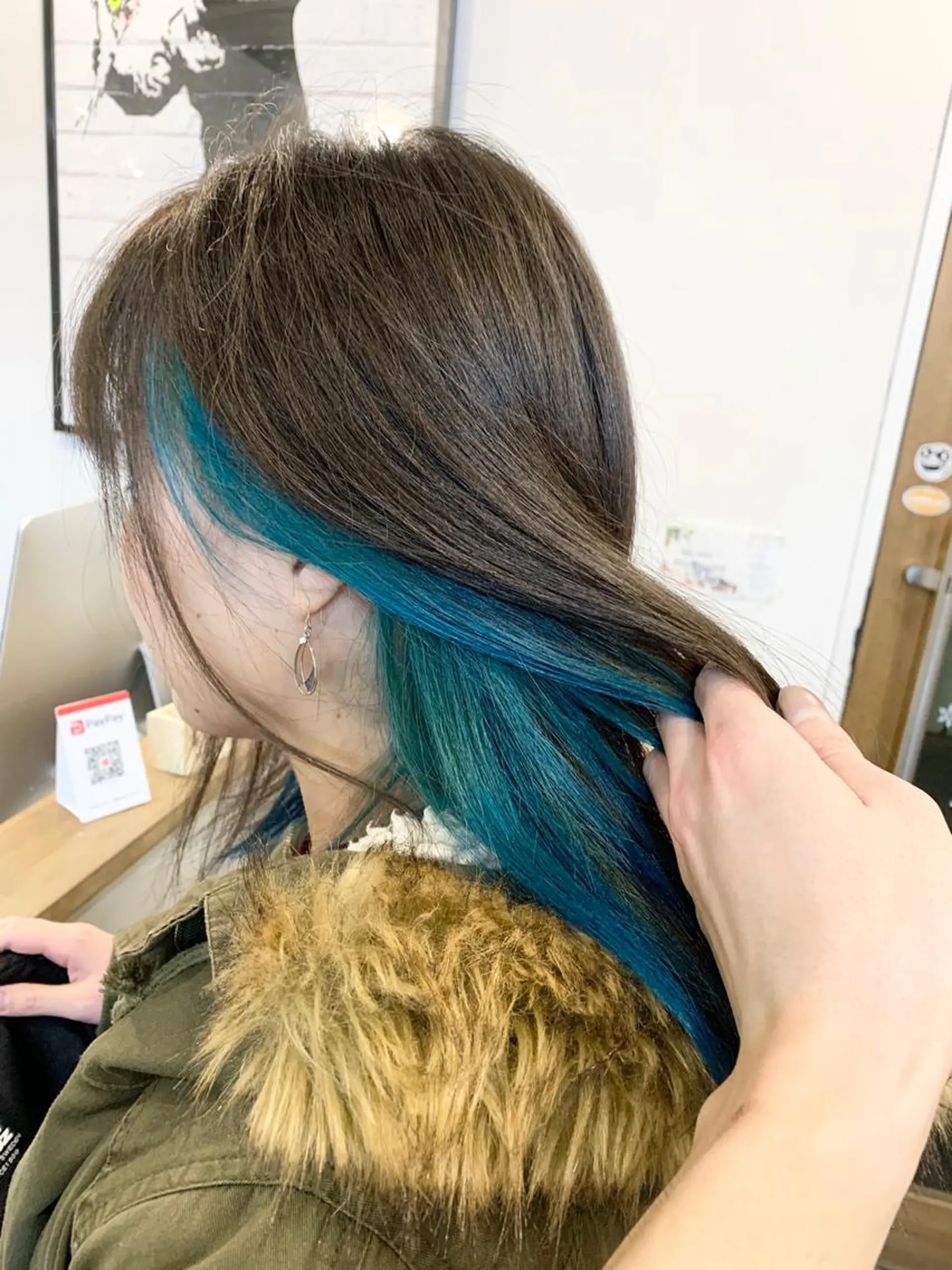 セミロング カラー ヘアアレンジ ネイル マツエク・マツパ ブルーカラー ブルー ブリーチ特化 / share 元太のヘアスタイル