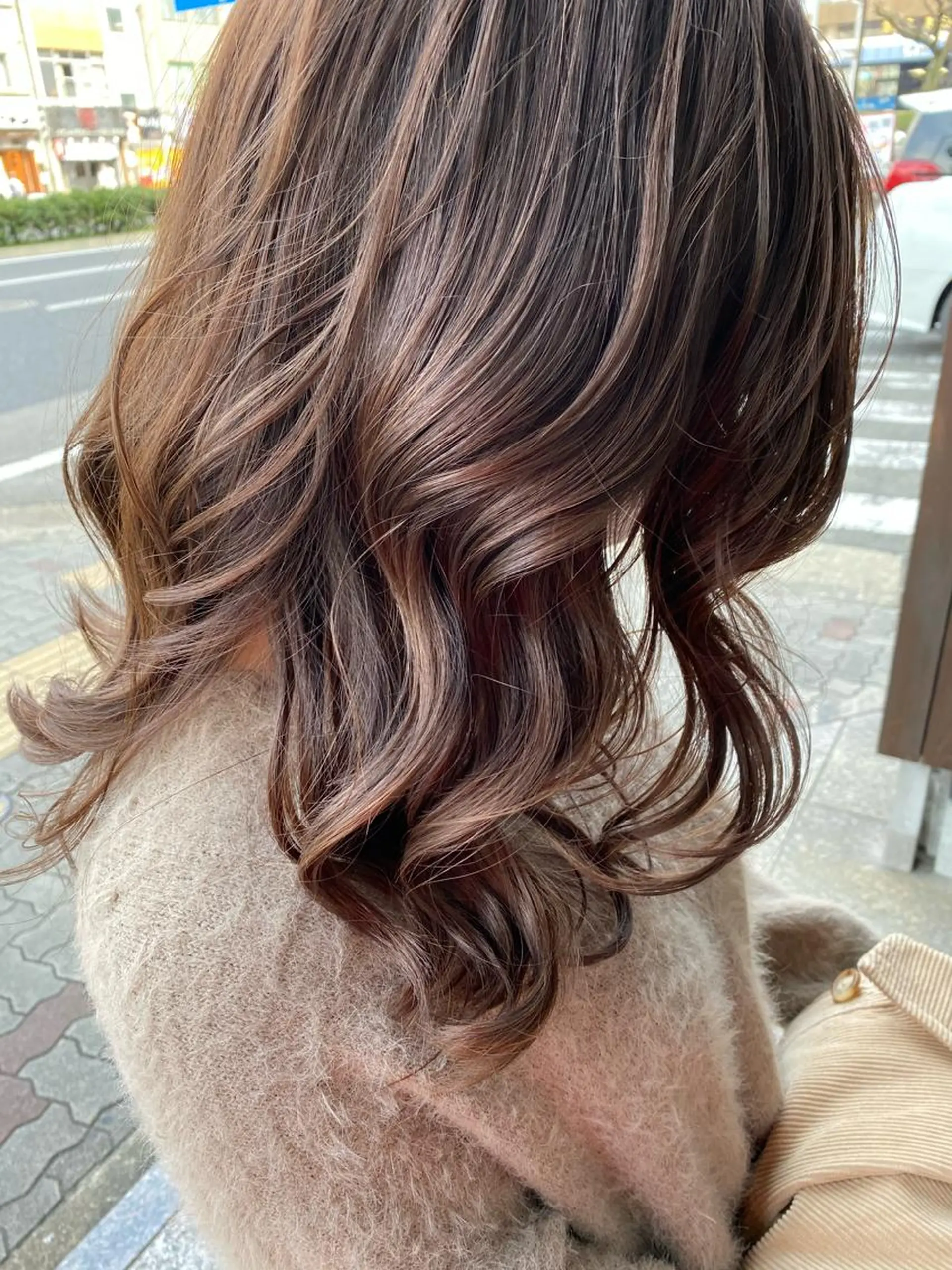 ロング カラー ハイライトカラー ピンクカラー ハイライト カット ヘアカラー トリートメント 日比 貴大/ minim hairのヘアスタイル