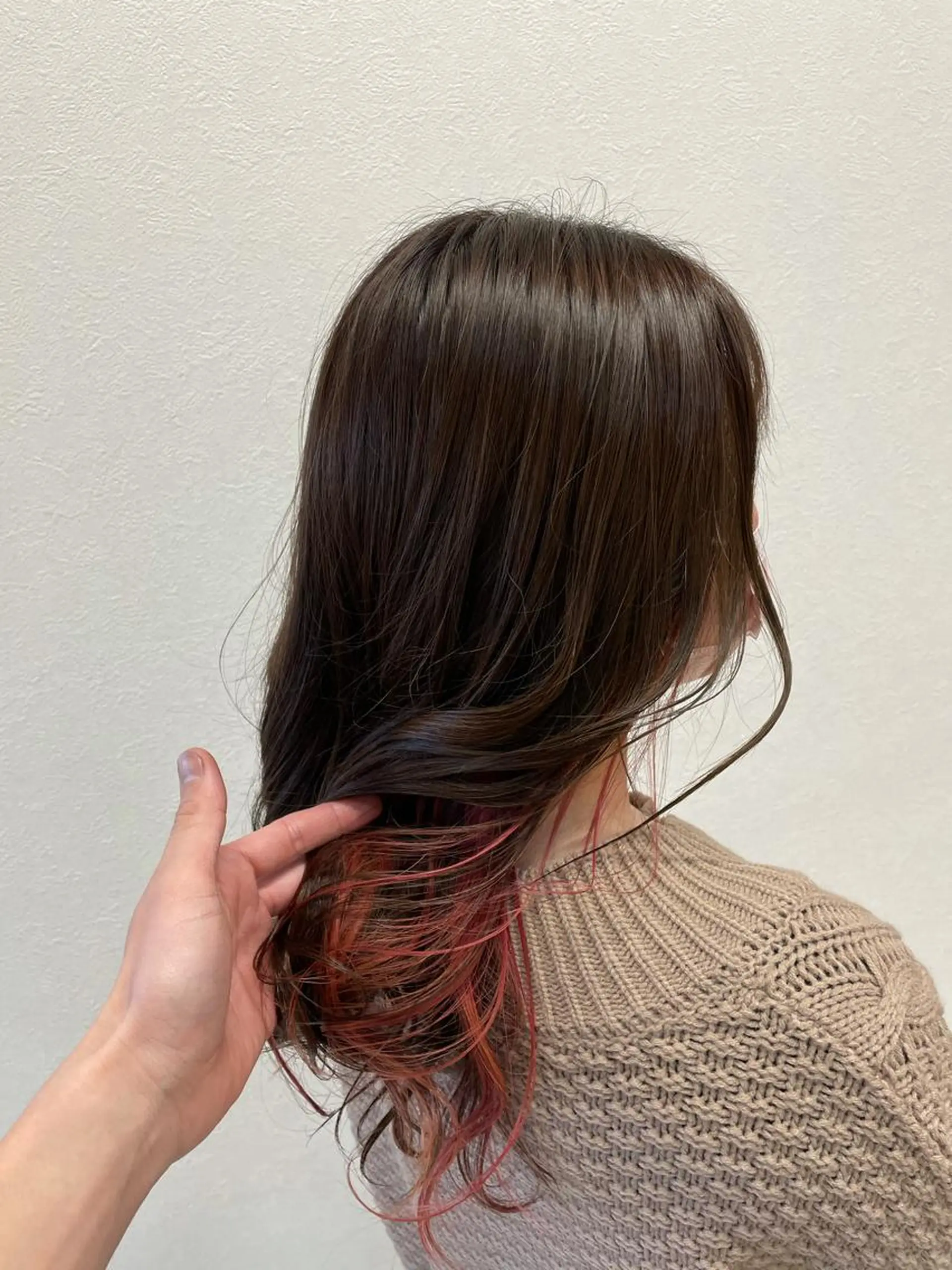 セミロング カラー ブリーチ インナーカラー Hair salon Reve〜レーヴ〜所属・髪質改善・美髪矯正 特化型美容師・北野のヘアスタイル