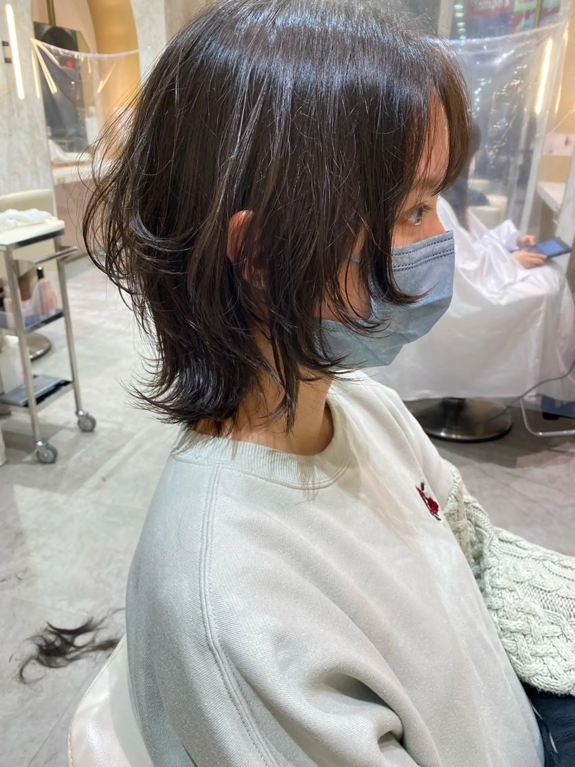 ミディアム パーマ 店長/mao/ 前髪/顔周りカットのヘアスタイル