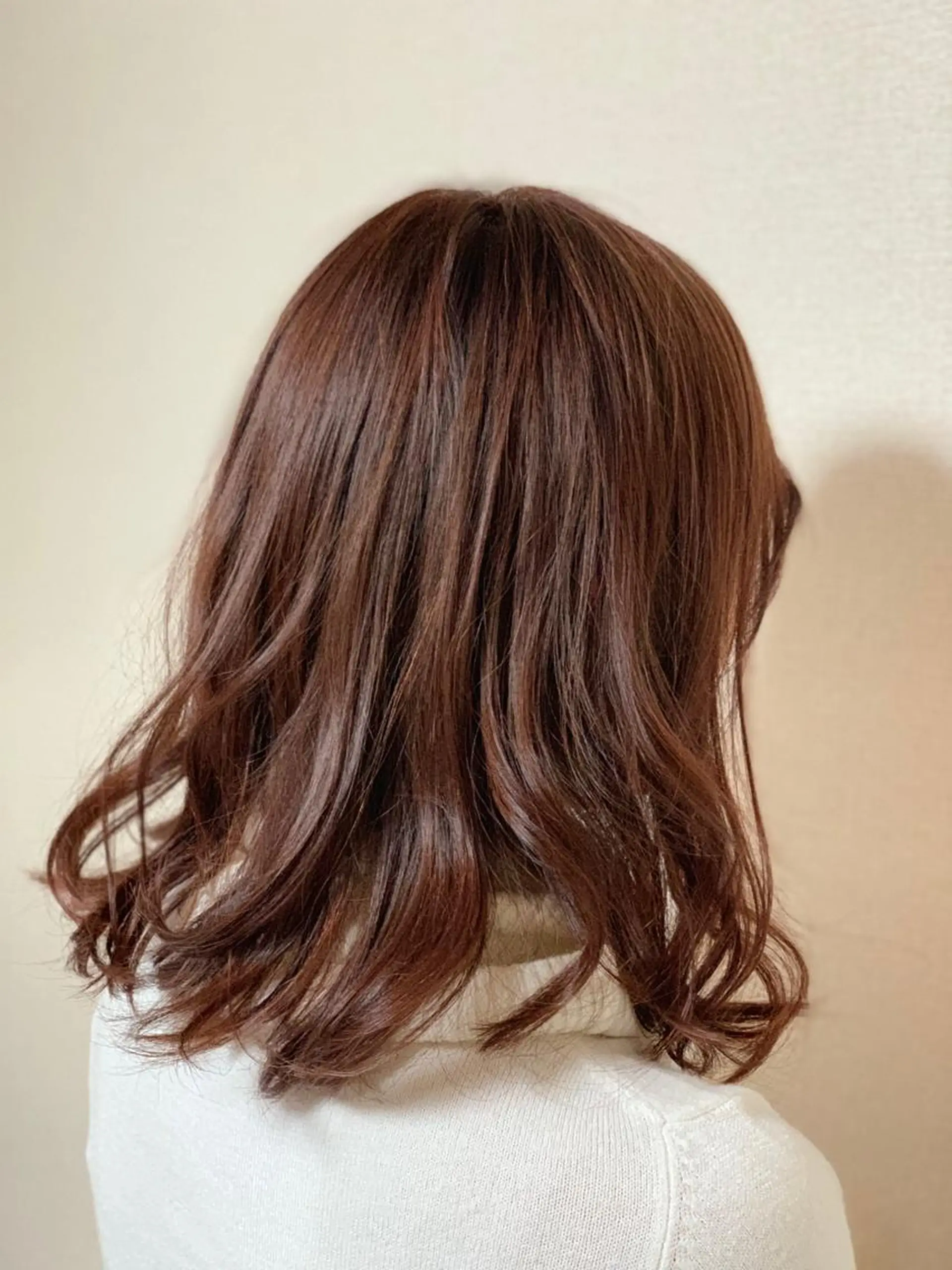 ミディアム 宮下 夏希のヘアスタイル