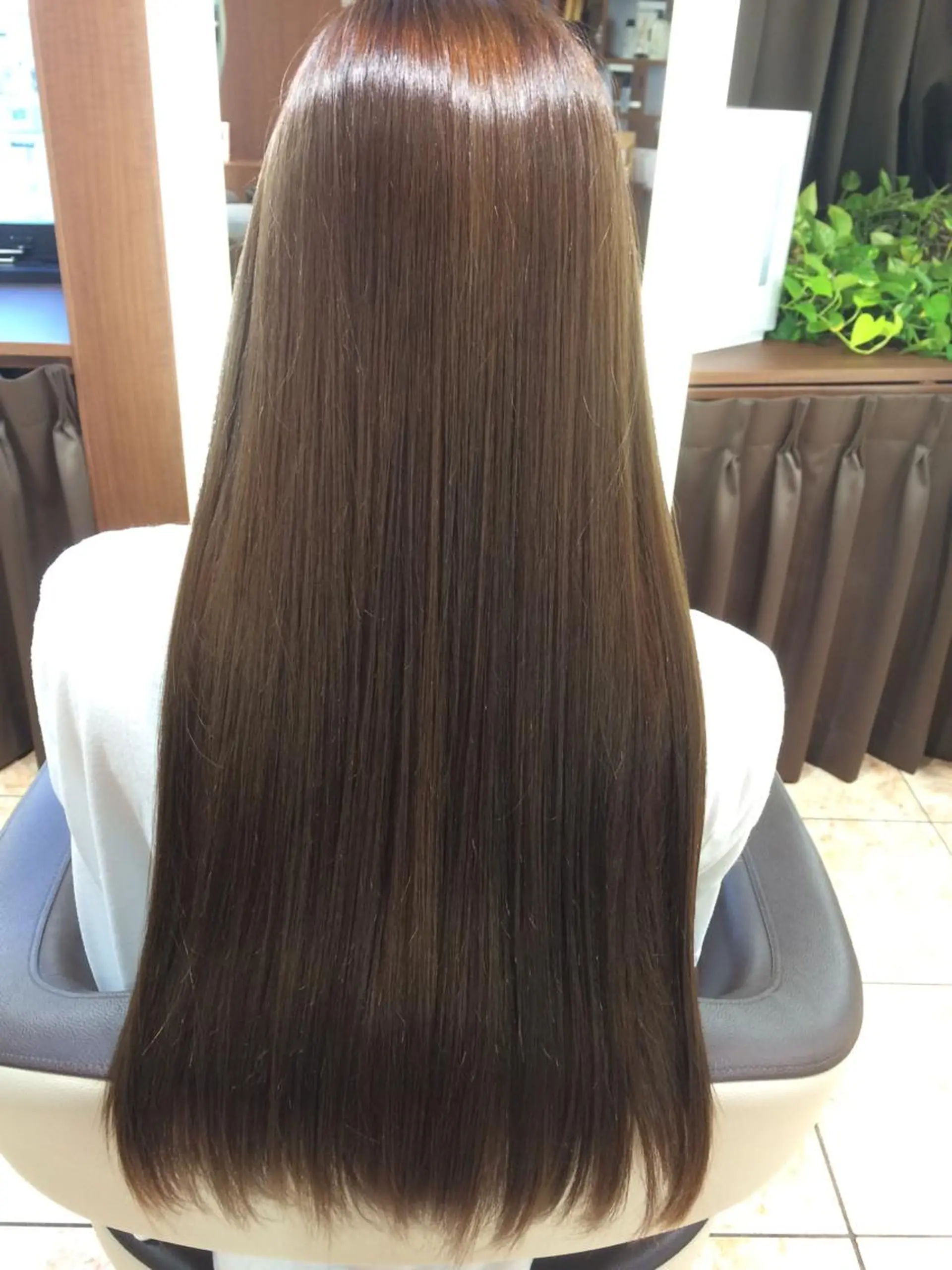 ロング カラー イルミナカラー カット トリートメント 森島 雅之のヘアスタイル