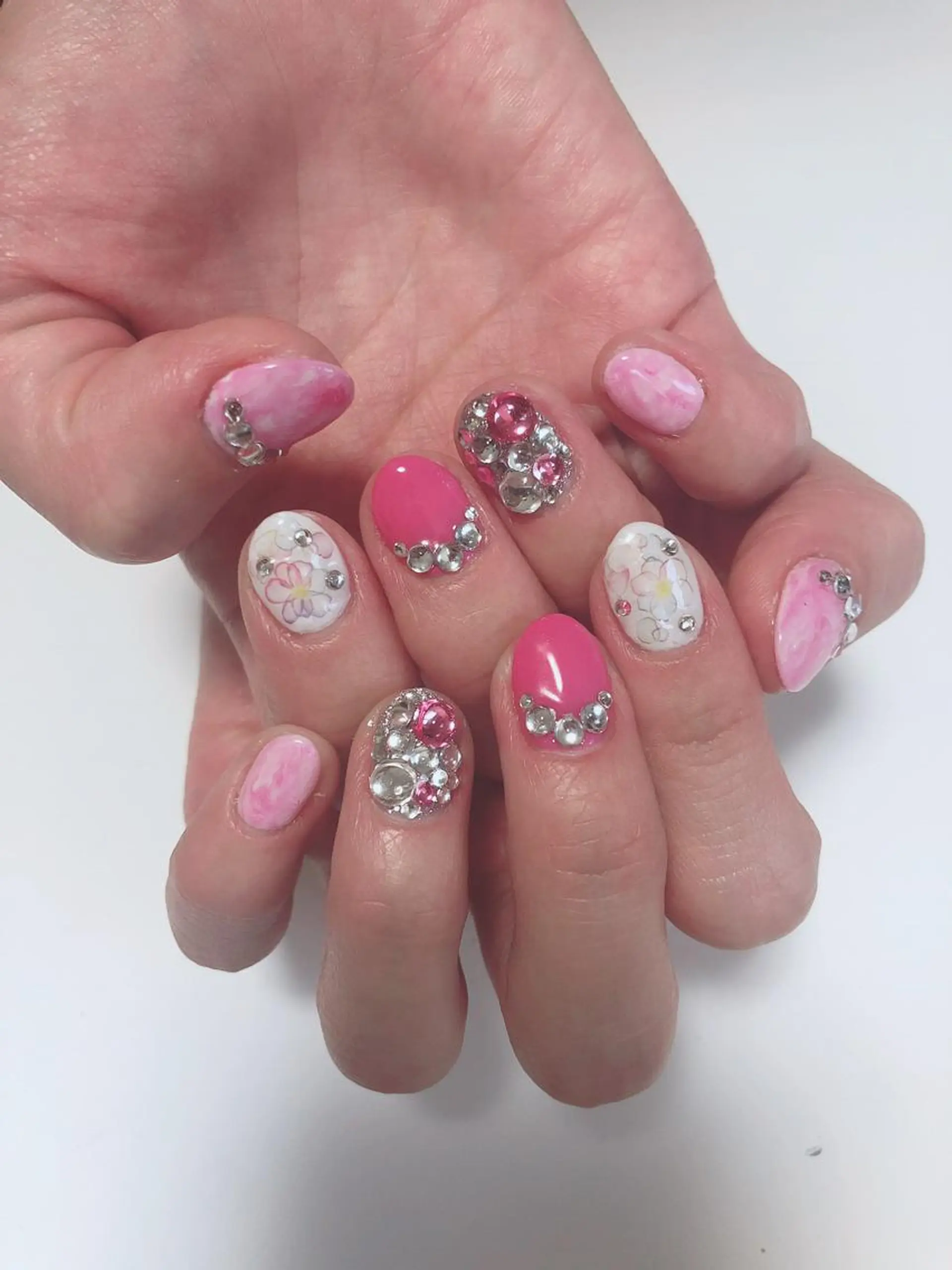 ネイル ハンドネイル 荒井 海輝のネイルデザイン