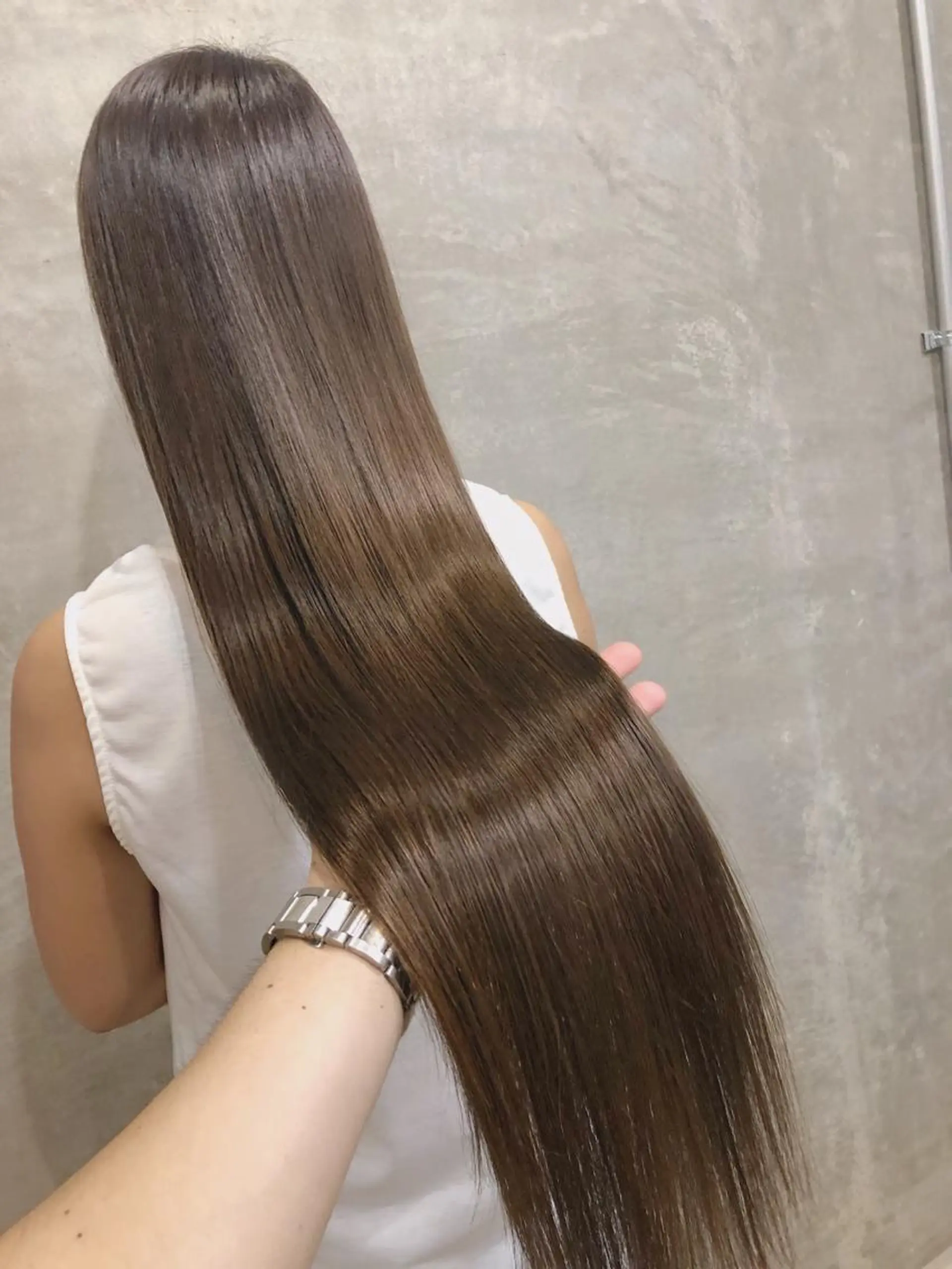 ロング カット ヘアカラー トリートメント 山本翔一郎 韓国顔周りレイヤーのヘアスタイル