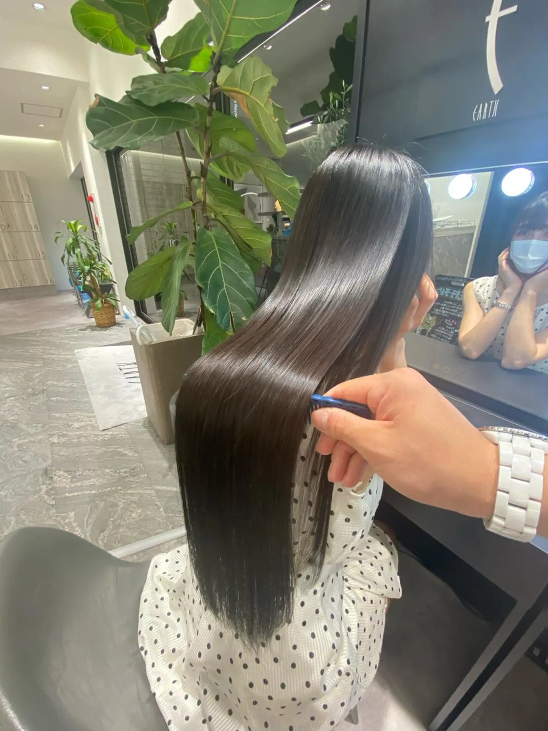 ロング ムトウセイマ/艶髪 /艶ケアWブリーチのヘアスタイル