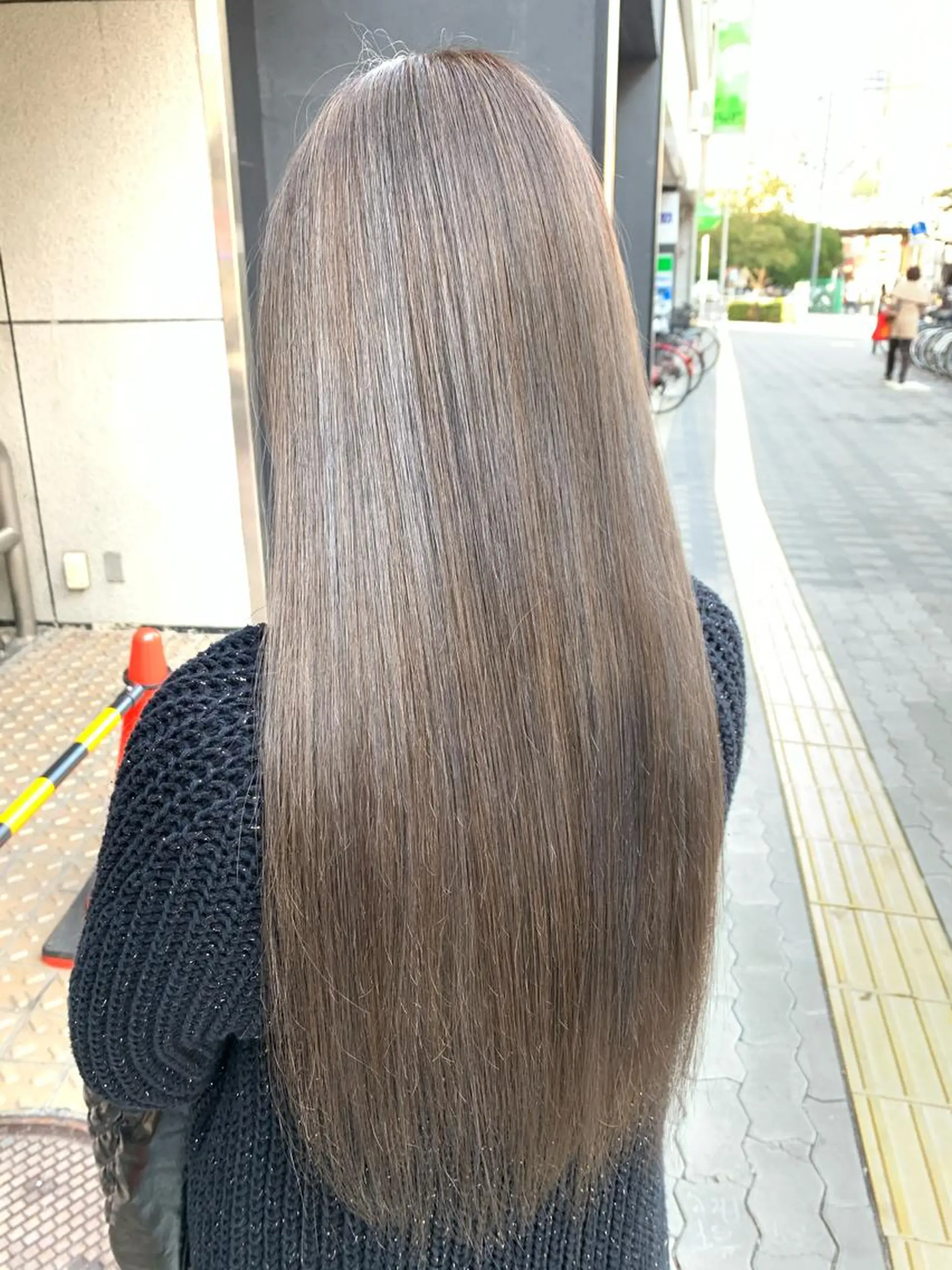 ロング カラー パーマ ヘアアレンジ メンズ キッズ ネイル マツエク・マツパ 酸性ストレート 髪質改善大槻勇樹のヘアスタイル