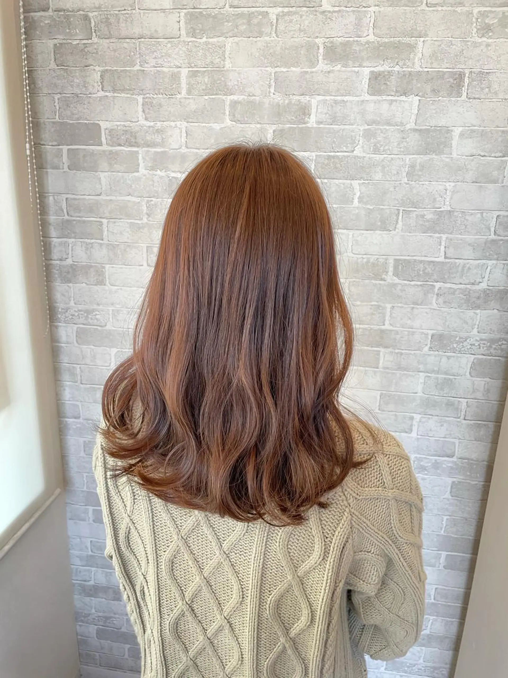 セミロング カラー Well's TAIGAのヘアスタイル