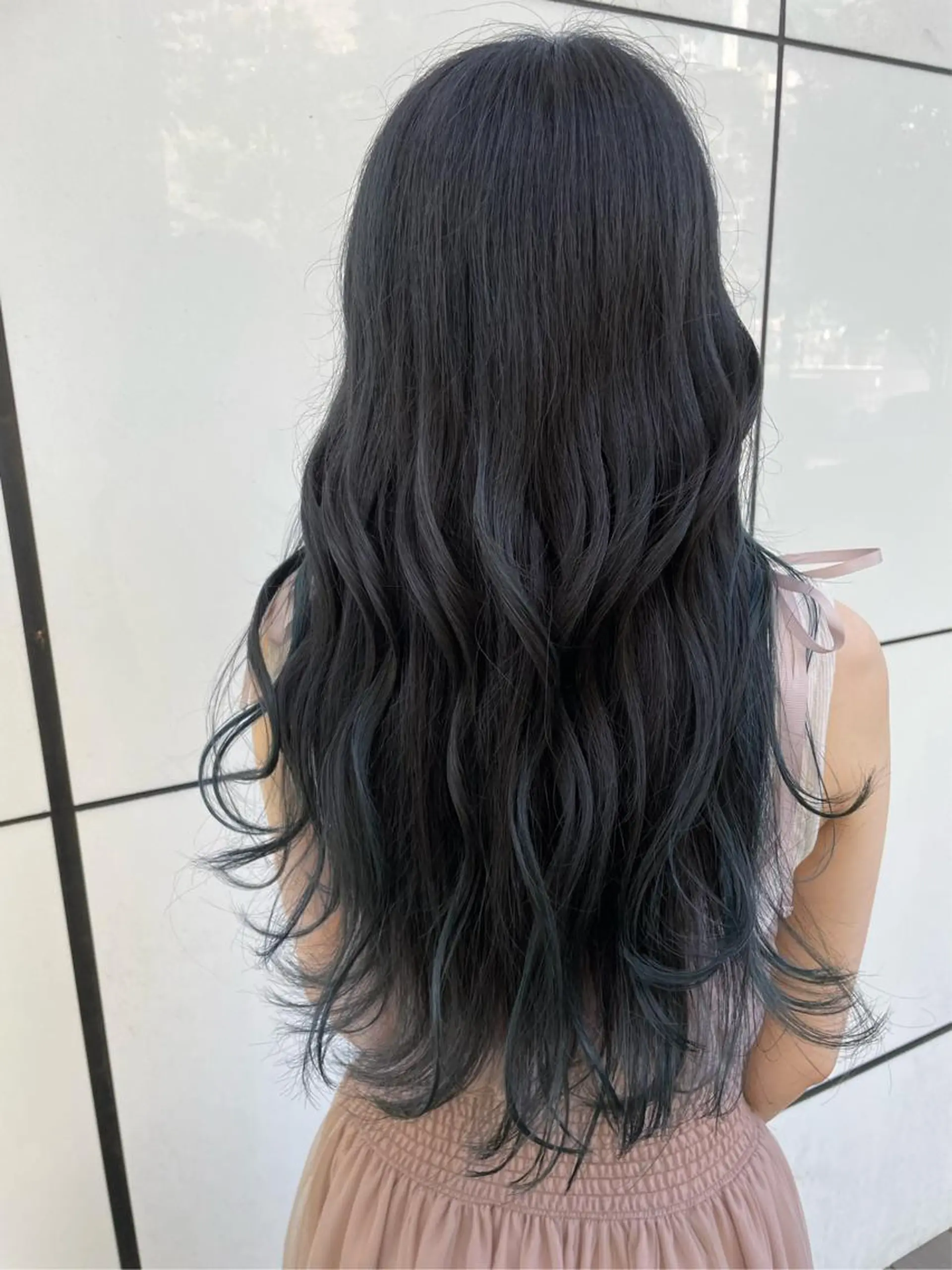 ロング カラー 黒髪 ブルーカラー ブルーブラック 透明感カラー 中津/梅田/赤み消し /髪質改善/愛芽のヘアスタイル
