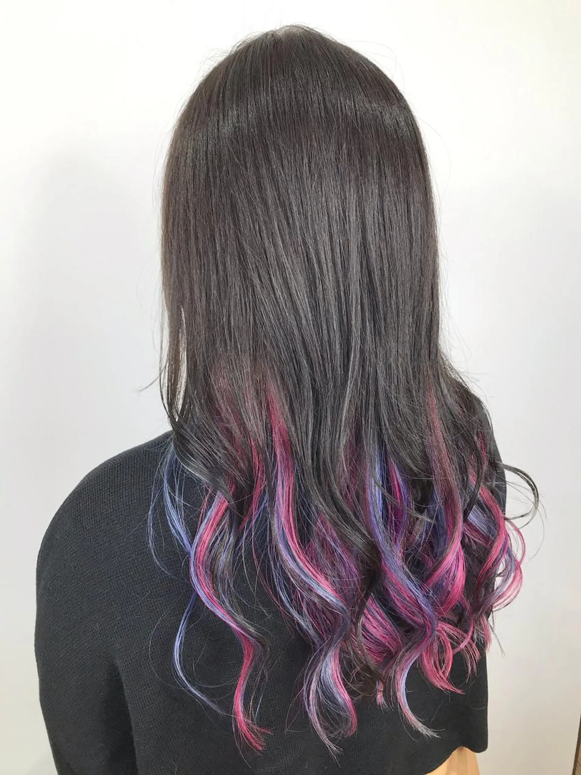 ロング カラー ブリーチ ケアブリーチ イルミナカラー インナーカラー/ ストレート/奥野洸也のヘアスタイル