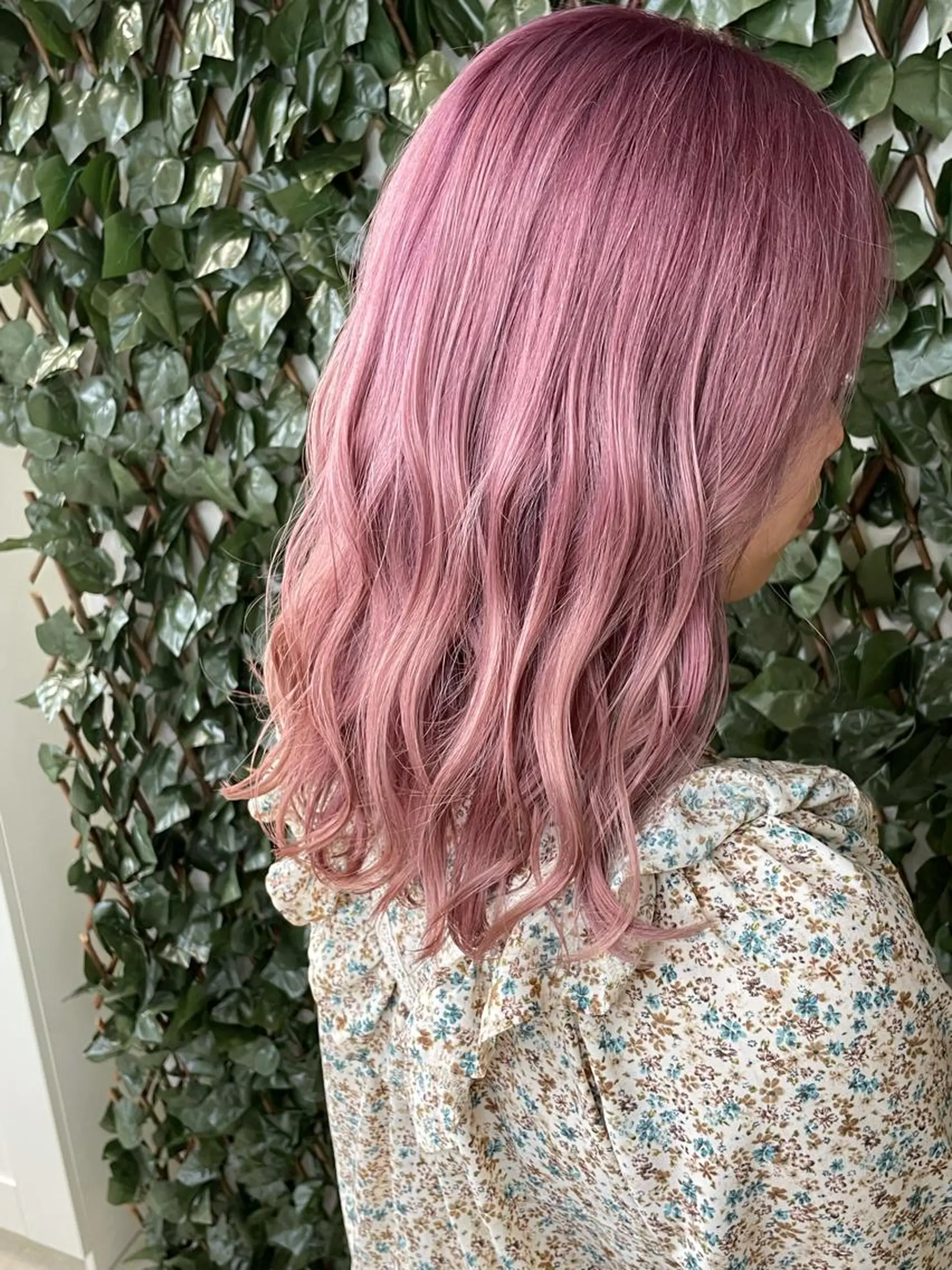 セミロング カラー ピンクカラー ホワイトピンク カット ヘアカラー force  hair所属・🫧富田 苑実🫧のヘアスタイル