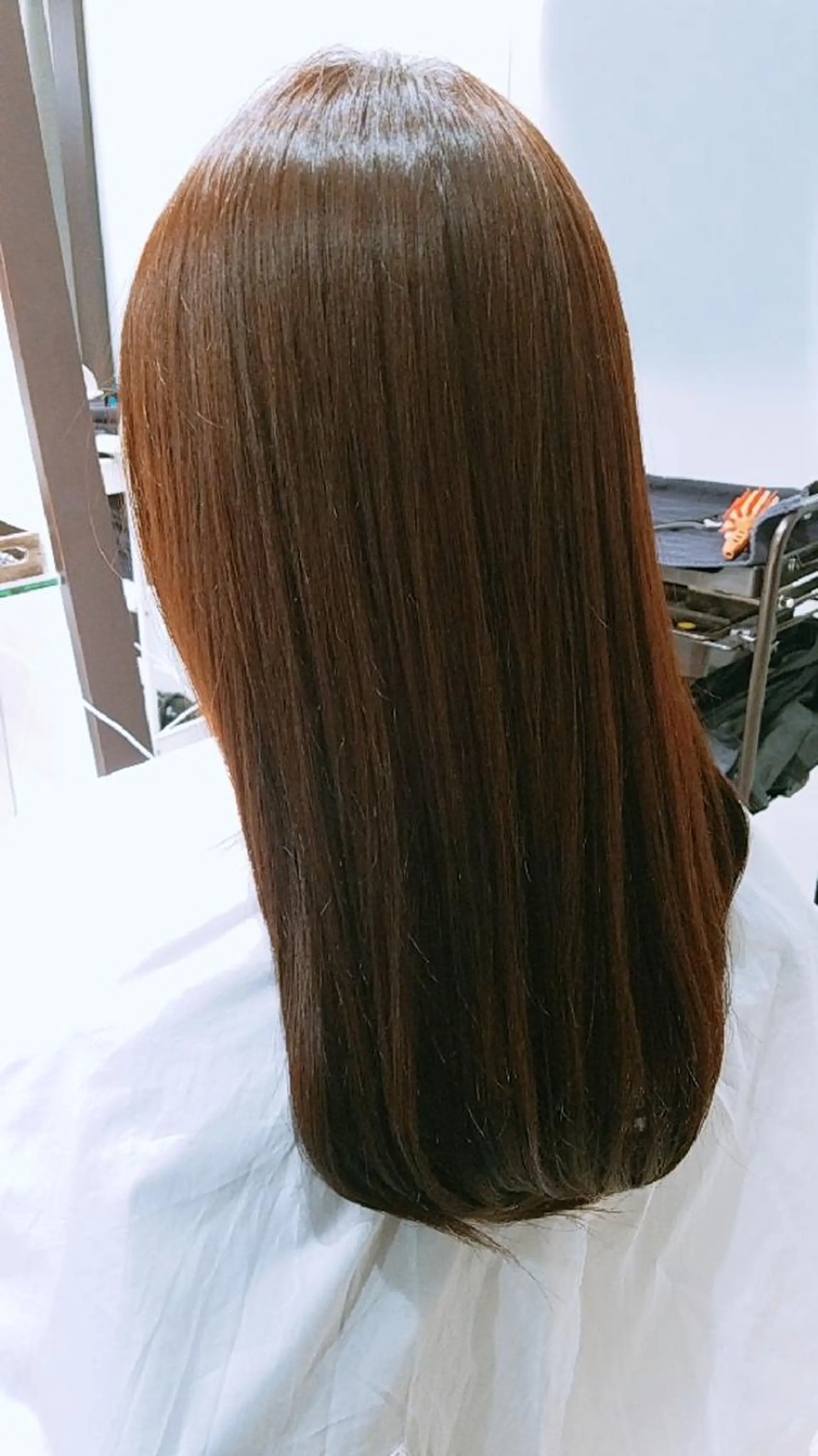 ロング newi WASHIOのヘアスタイル