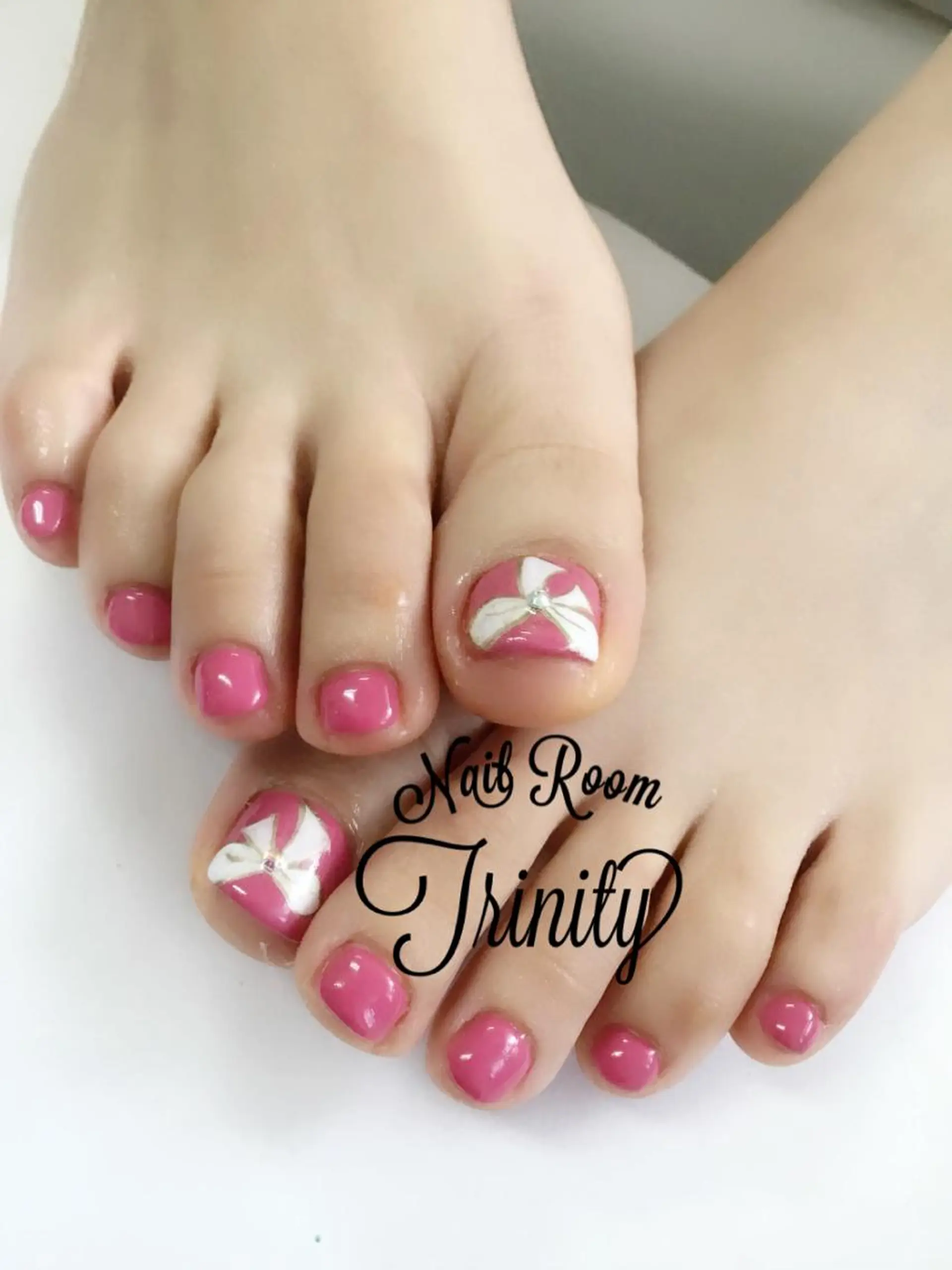 ネイル フットネイル Trinity staffのネイルデザイン