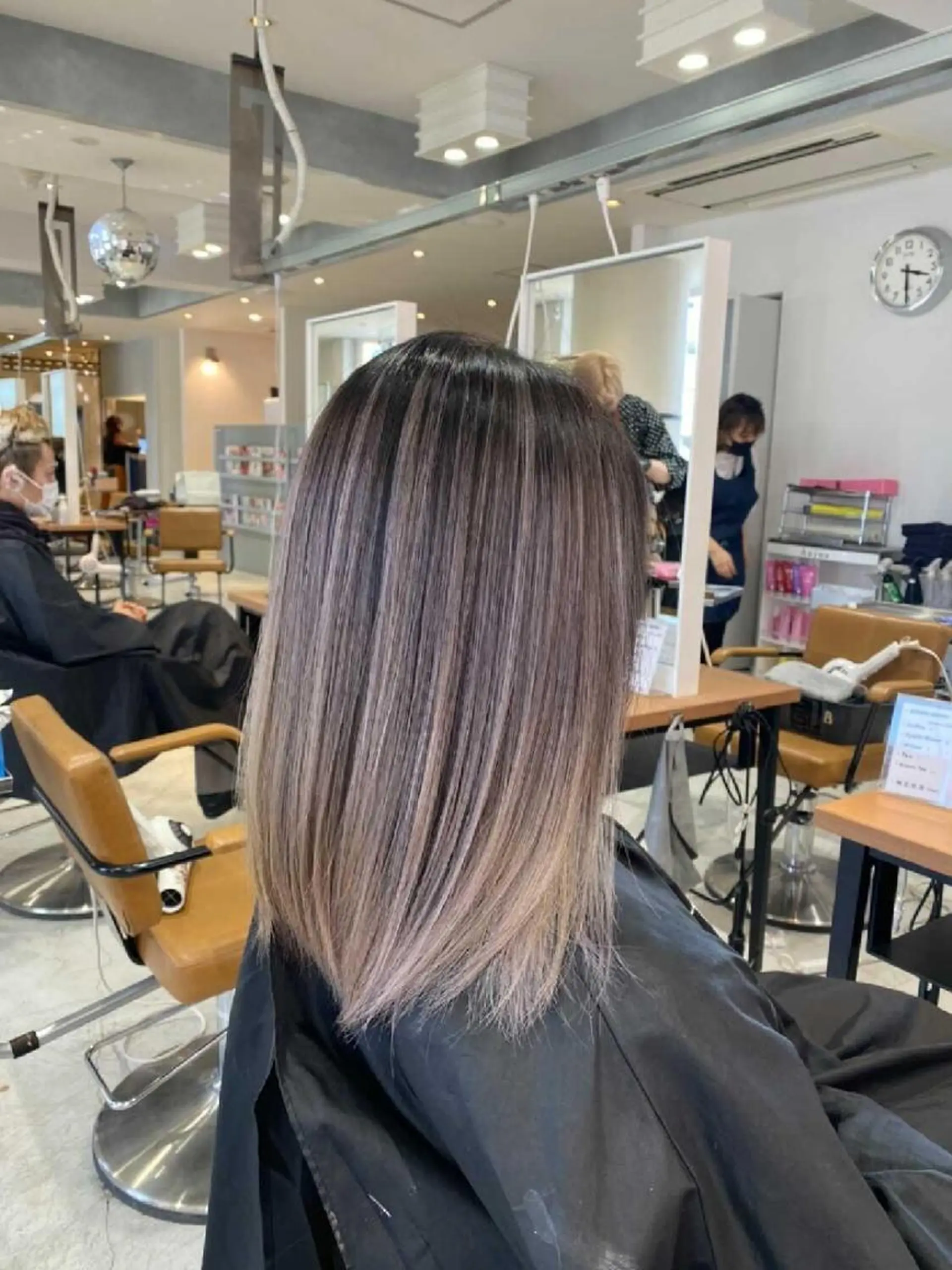 ミディアム カラー ブリーチ ヘアカラー トリートメント 艶髪✨ブリーチ職人 井手正康のヘアスタイル