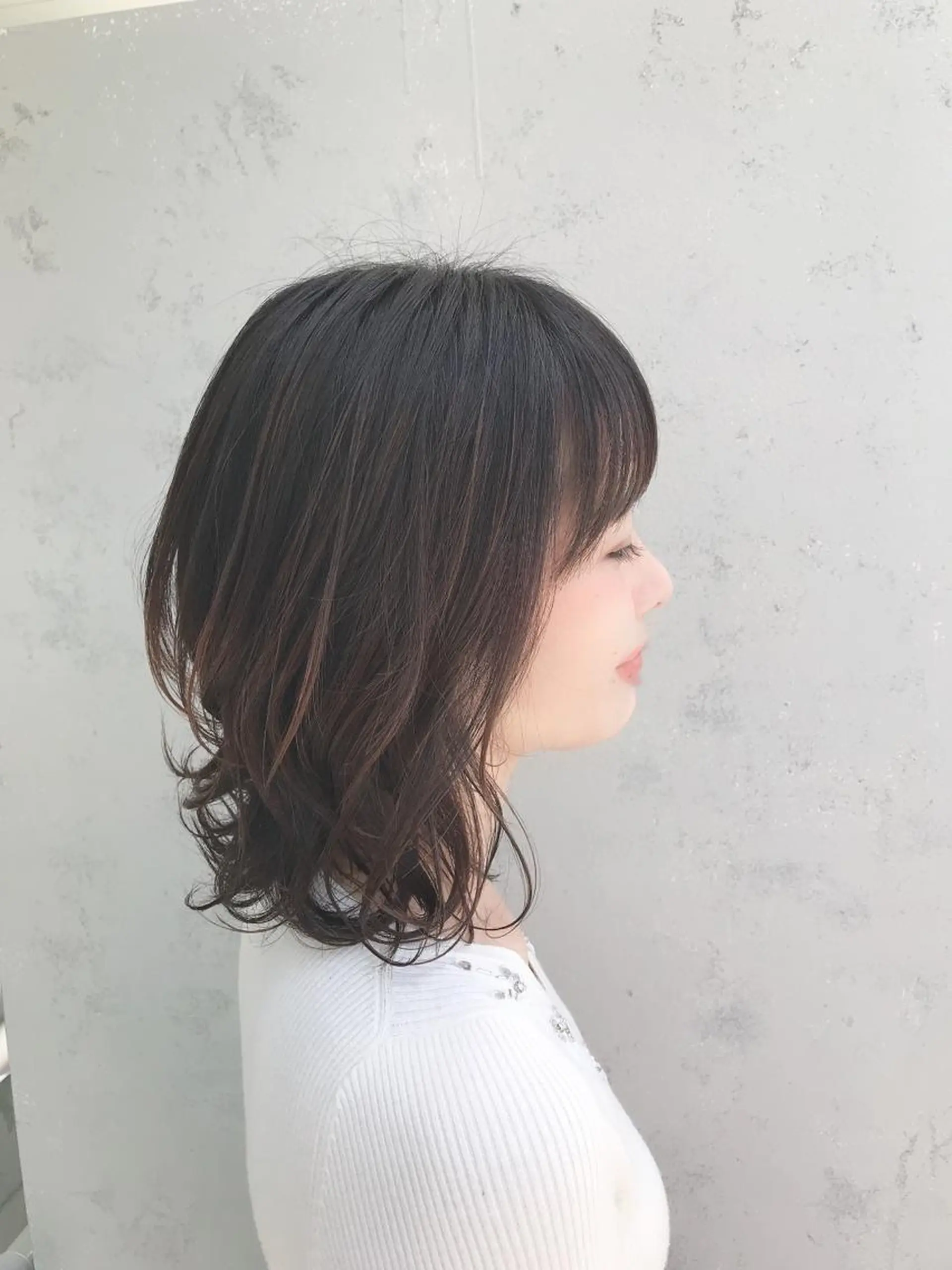 ミディアム Arly所属・MARU🎀髪質改善 ×コテ巻き風パーマのヘアスタイル