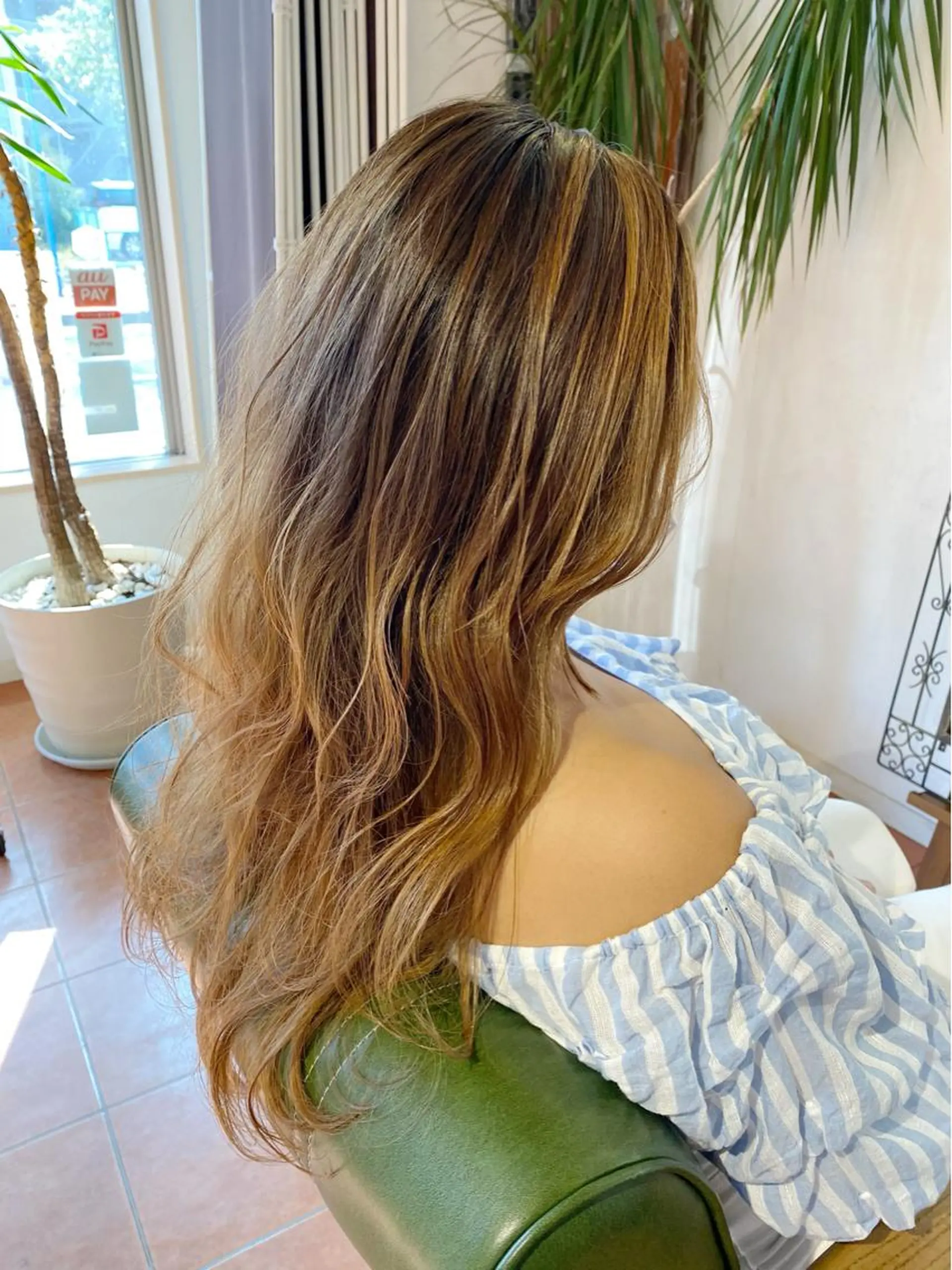 ロング カラー ヘアカラー トリートメント 石井 佑樹のヘアスタイル