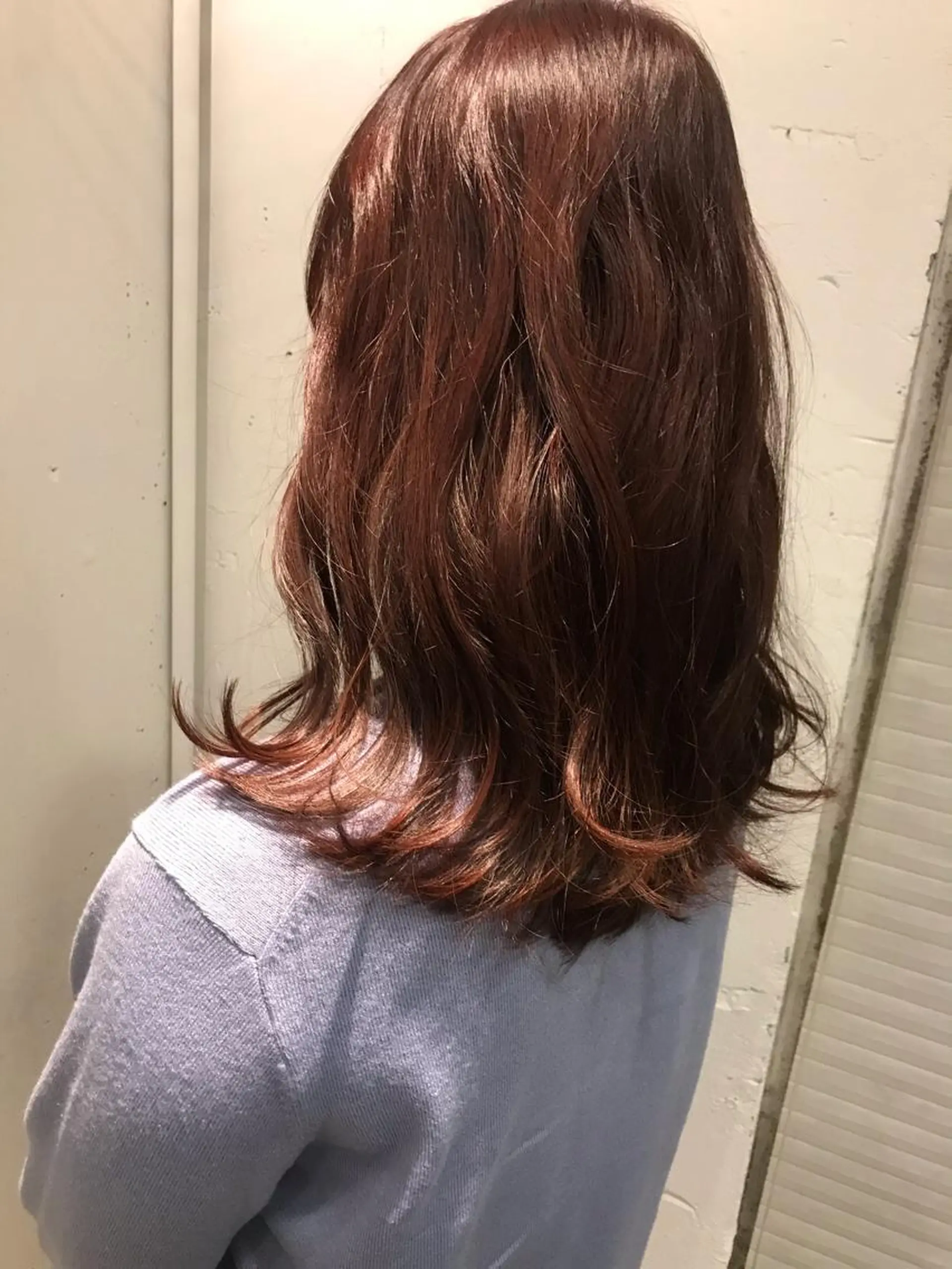 セミロング カラー めざわ ゆうきのヘアスタイル