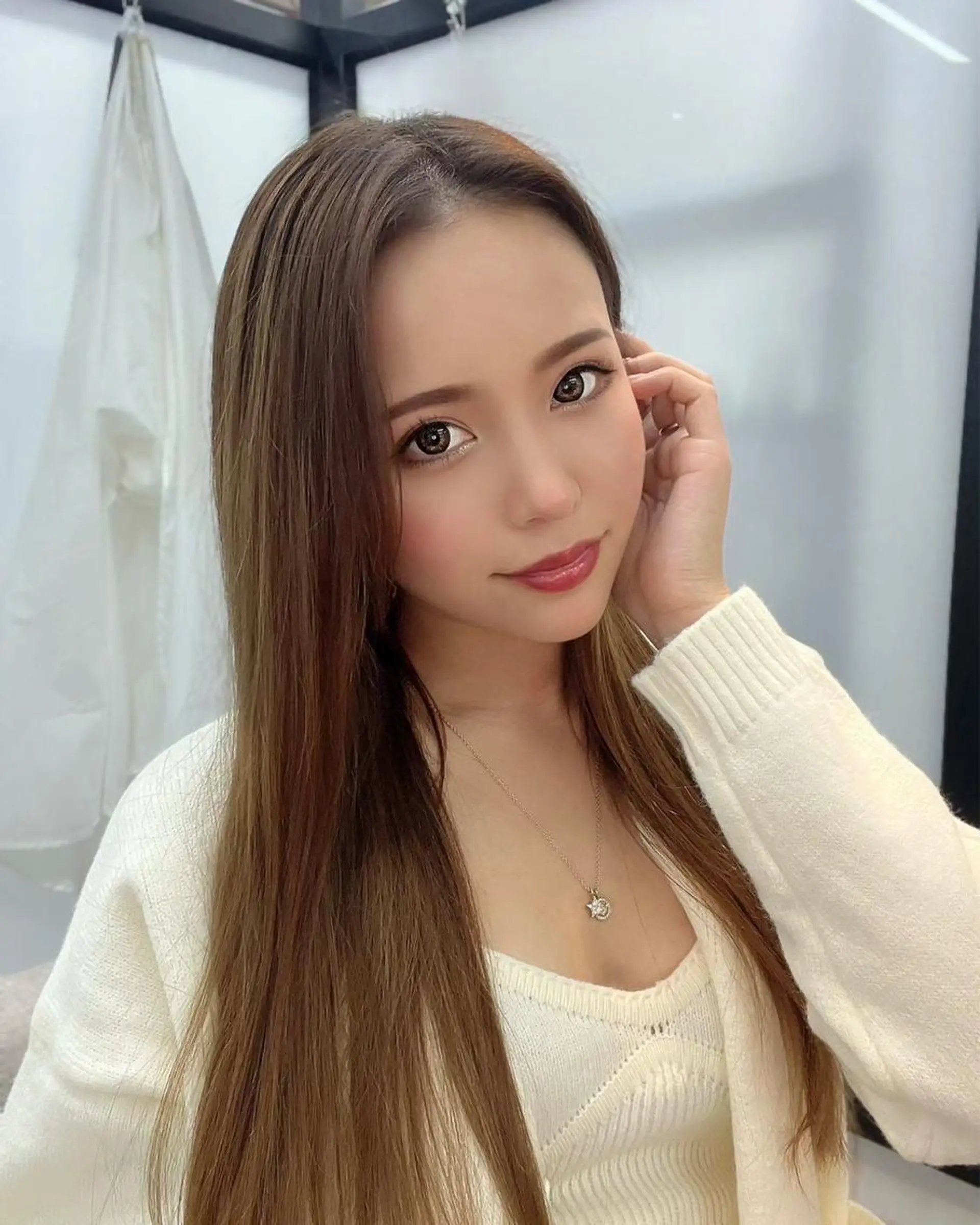 ロング カット ヘアカラー トリートメント 透明感/ツヤ髪/ さら艶/前田祥汰のヘアスタイル