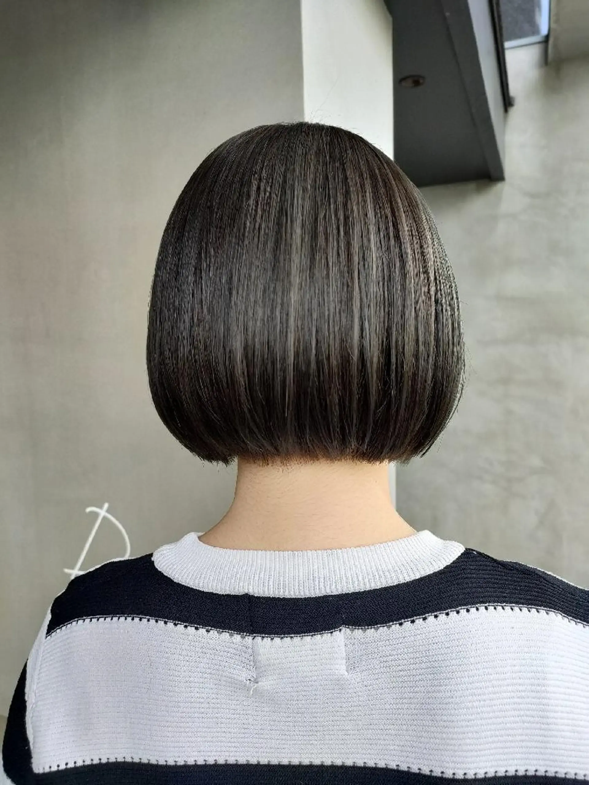 ミディアム ボブ カット トリートメント 西村 絵美のヘアスタイル