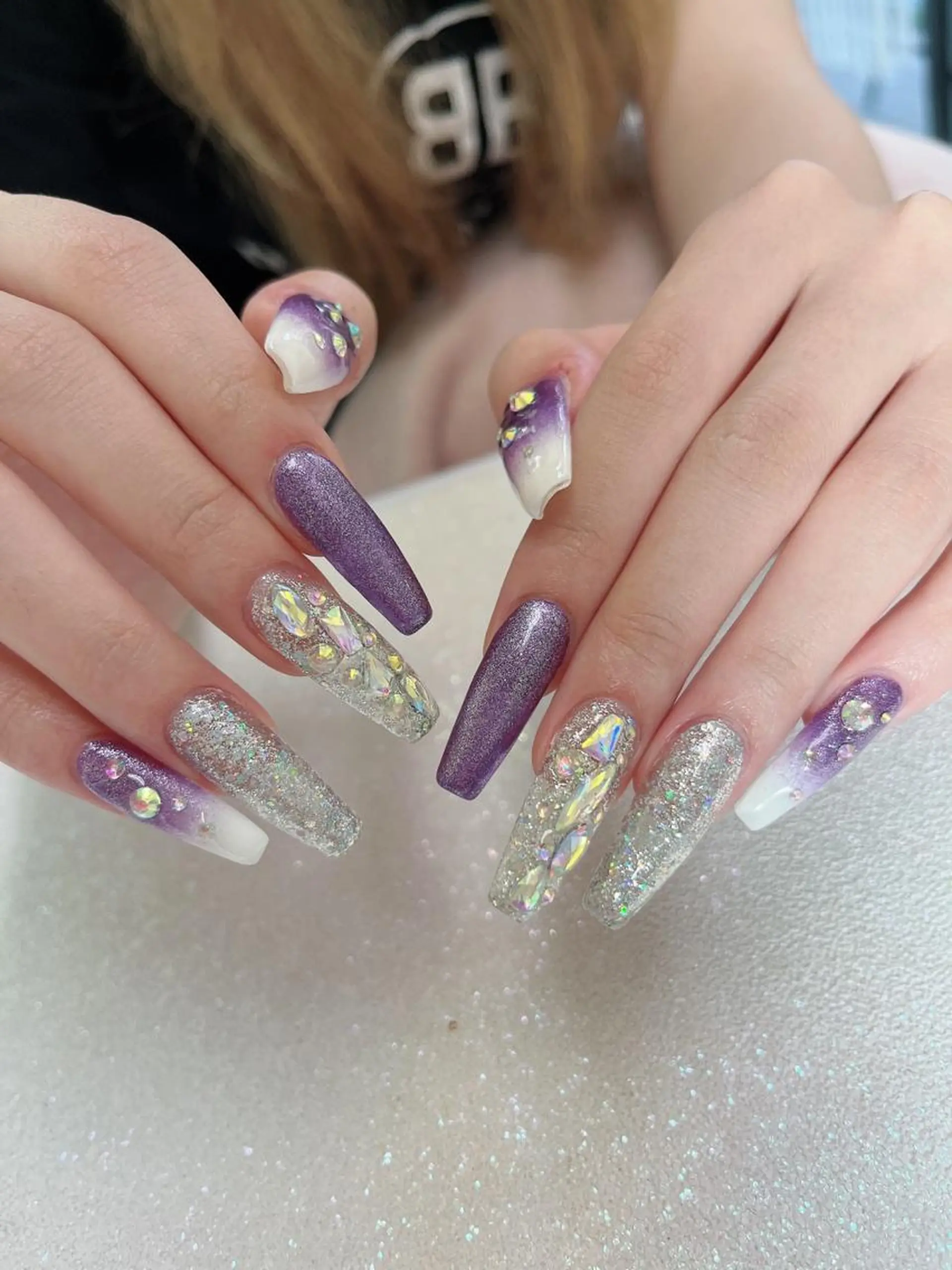 ネイル Flowerネイルサロン所属・. yukiのネイルデザイン