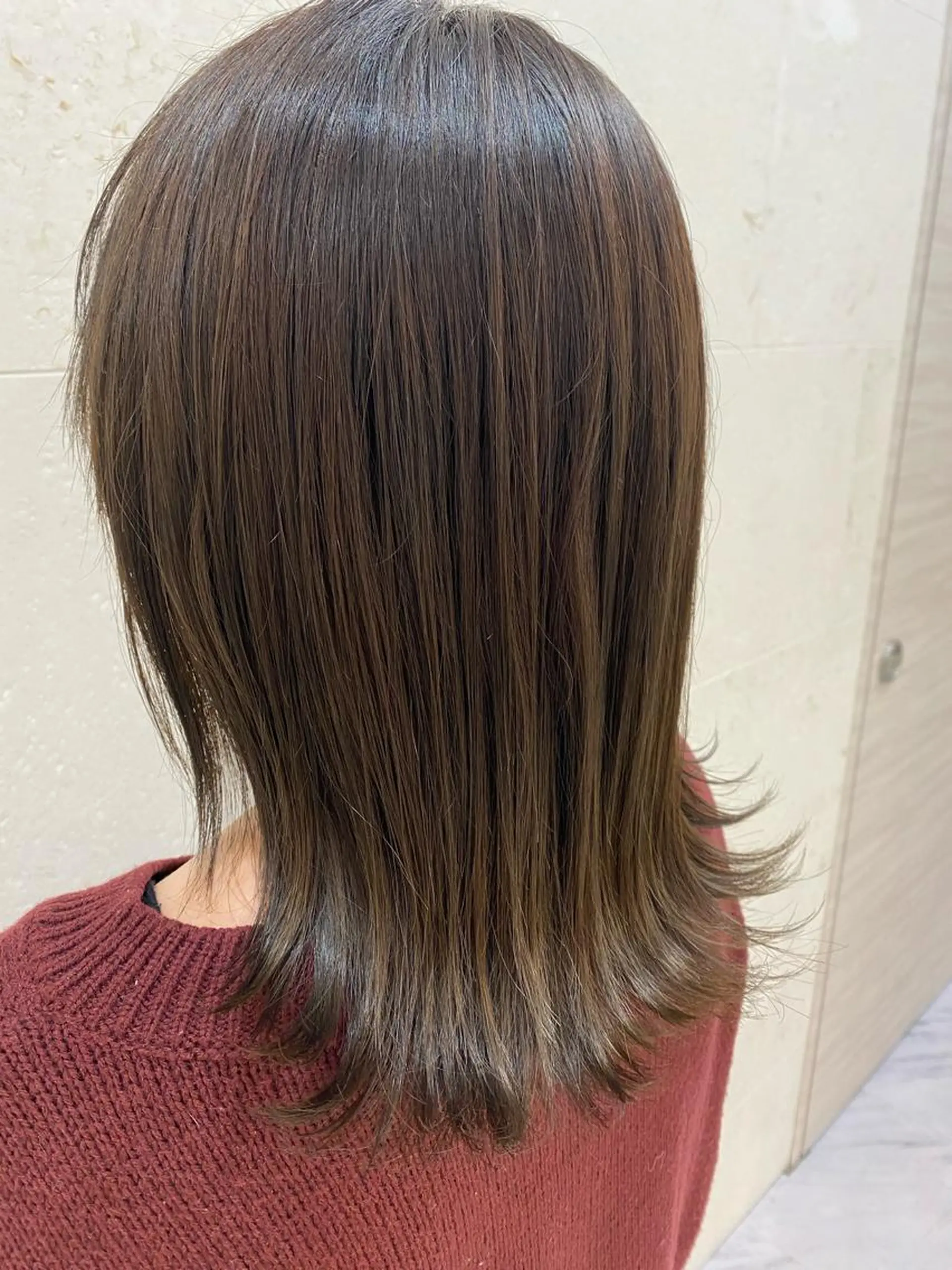 ミディアム カラー グレージュ shanti 渡辺新也✂️のヘアスタイル