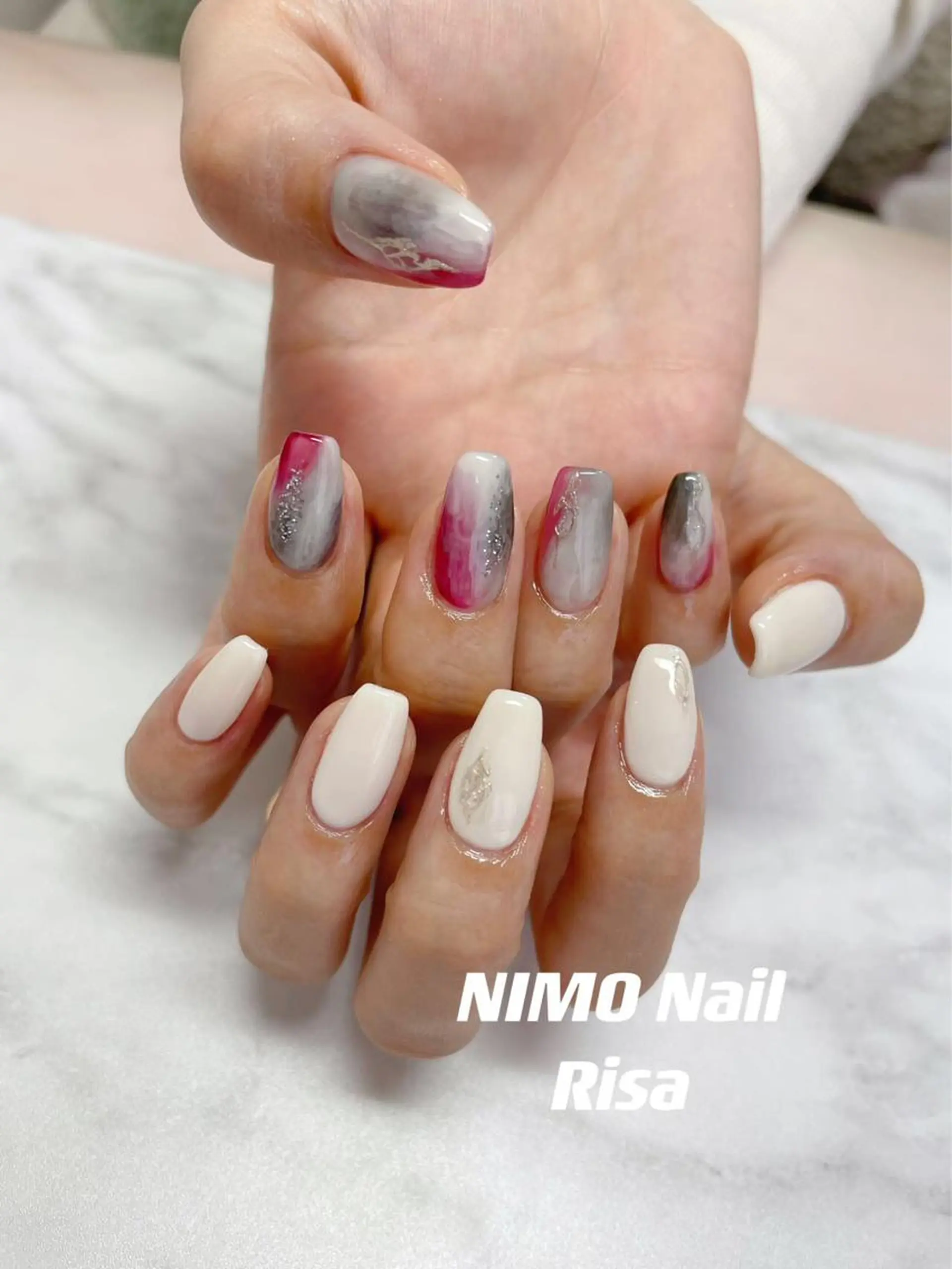 ネイル ハンドネイル RI SA☀️ リサのネイルデザイン