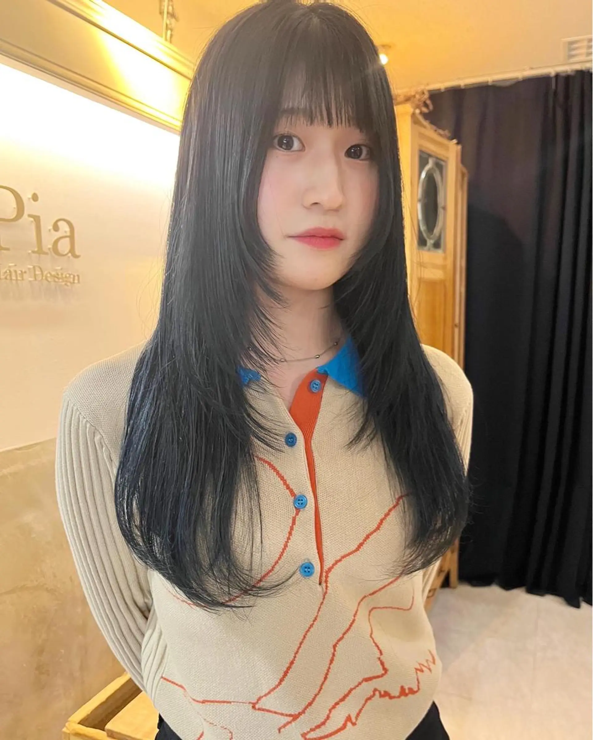 ロング カラー ブリーチ ブルーカラー ブルージュ ハイトーンカラー くびれヘア 松尾太樹 【pia】福岡美容室のヘアスタイル