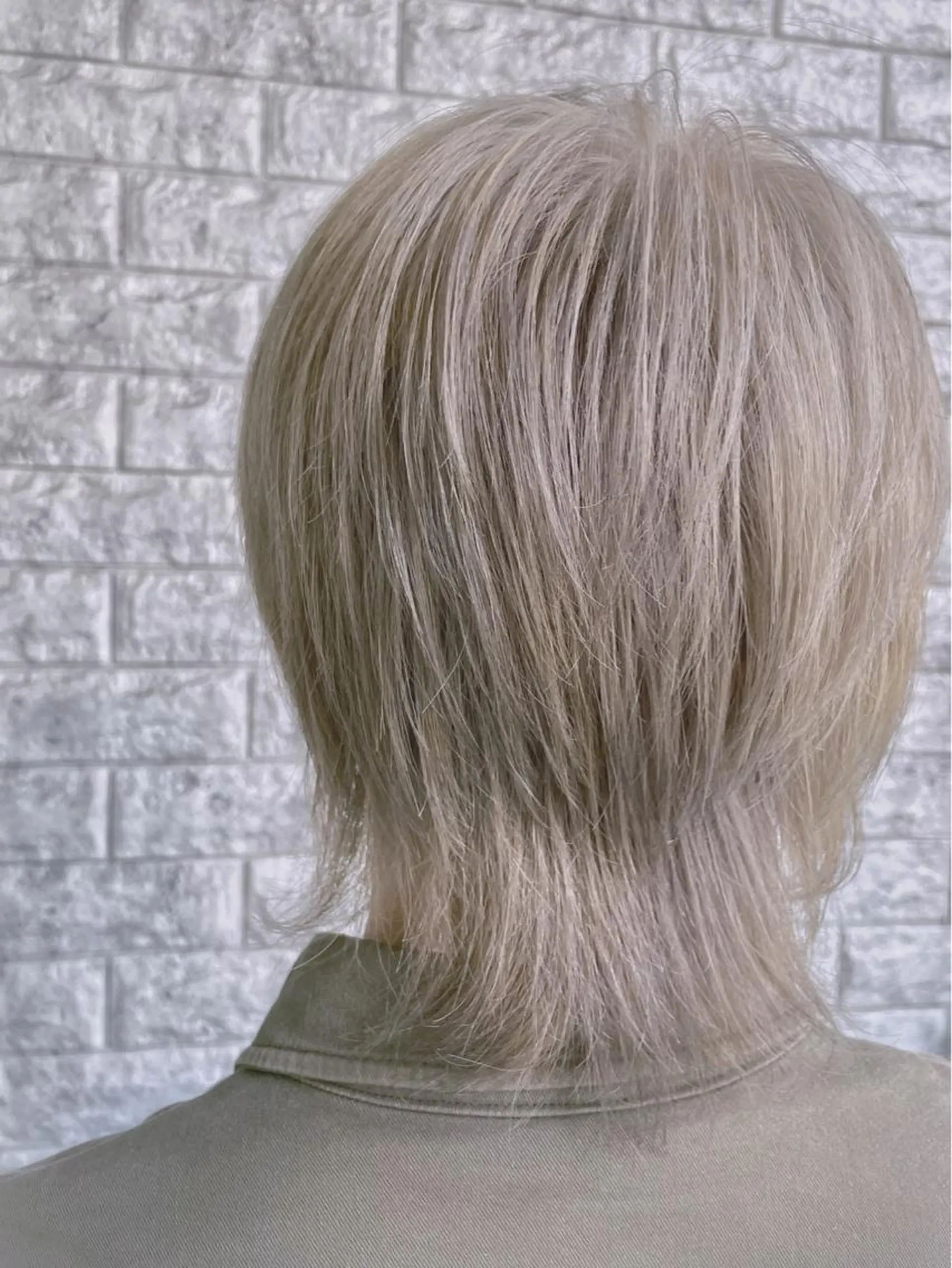 ミディアム カラー メンズ EMANON新宿南口所属・🦄中性ウルフ ☁️Shiori🦄のヘアスタイル