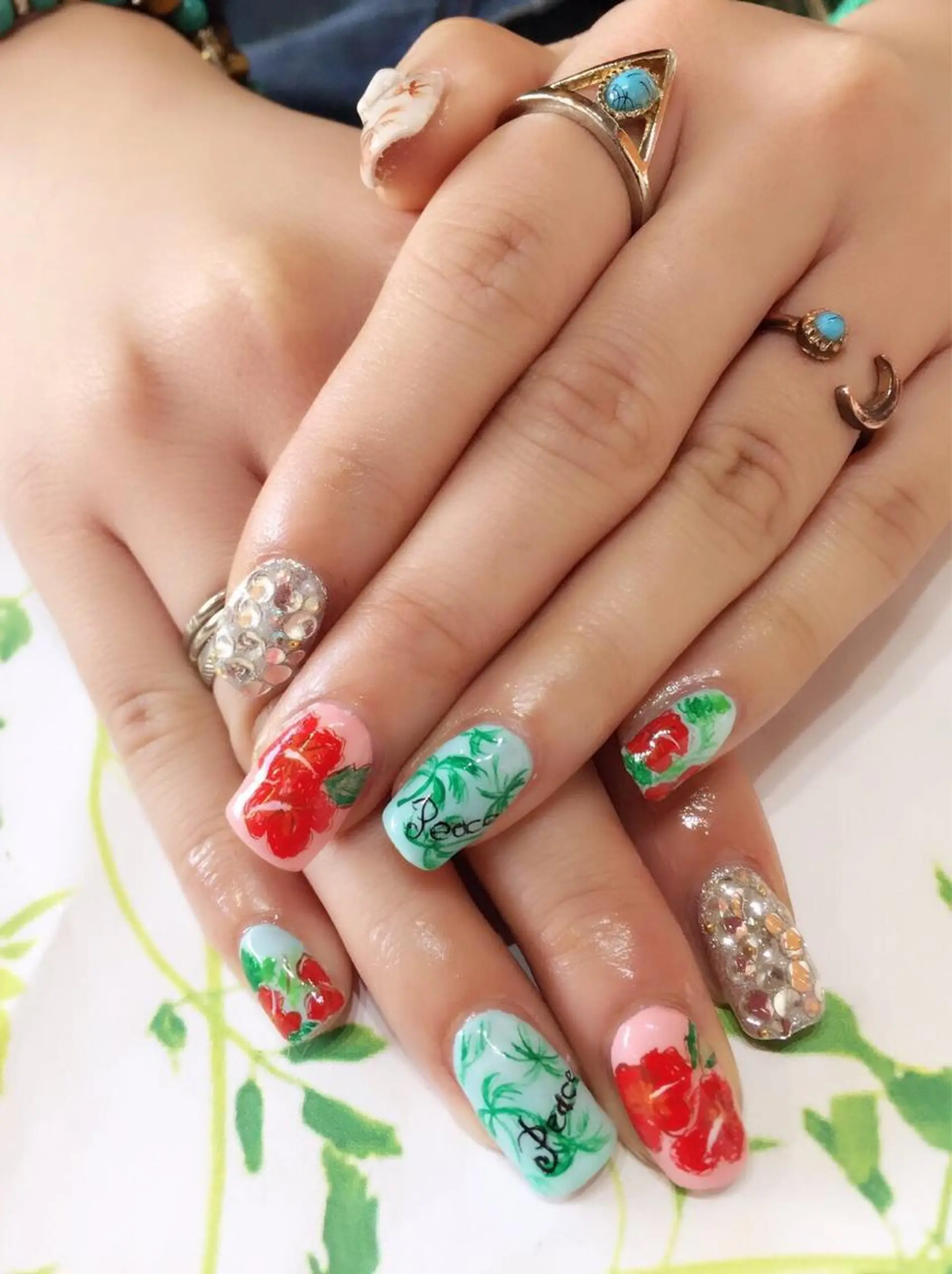 ネイル a yakaのネイルデザイン