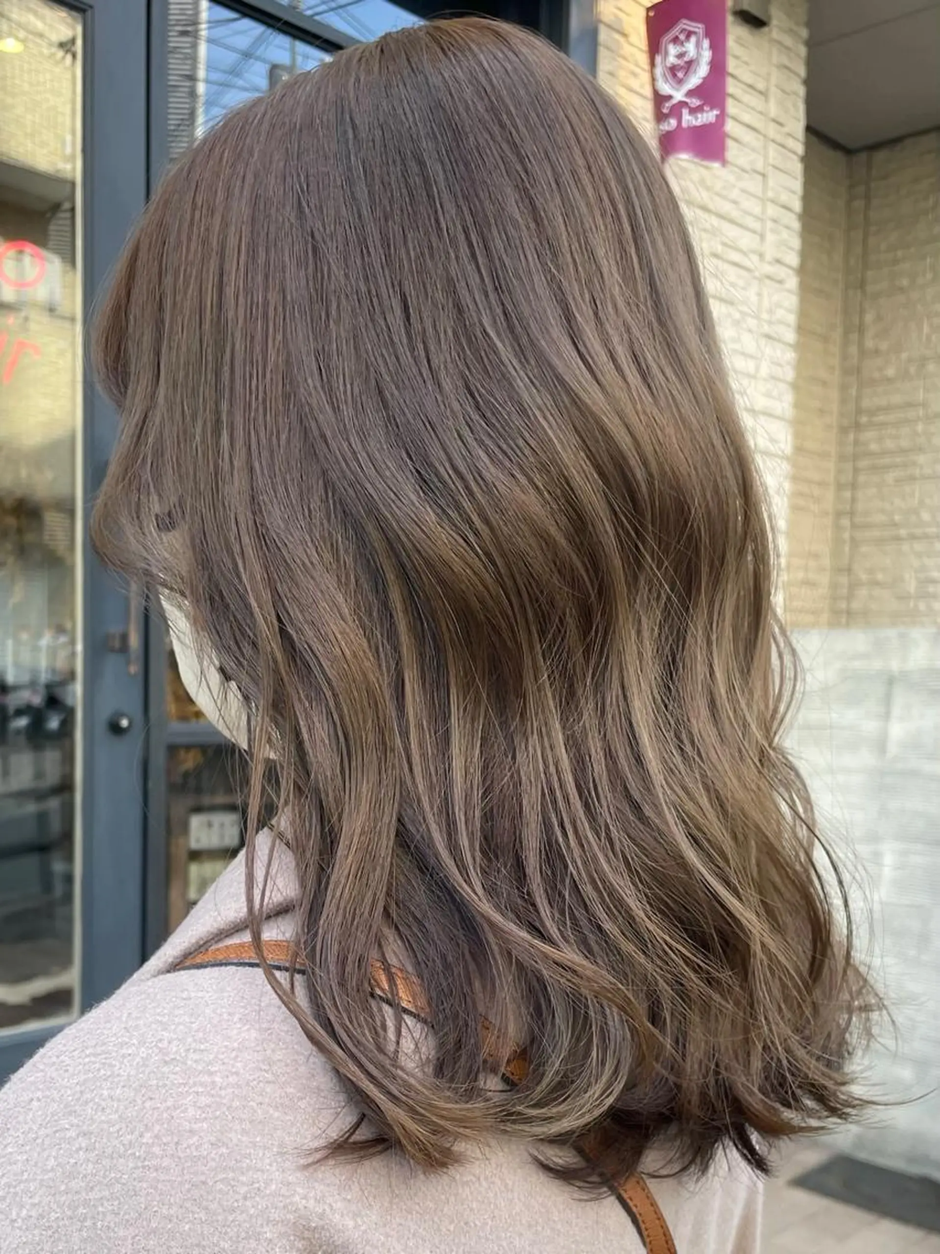 ミディアム カラー orso hair【オルソーヘア】所属・airi ✂︎ orso hairのヘアスタイル