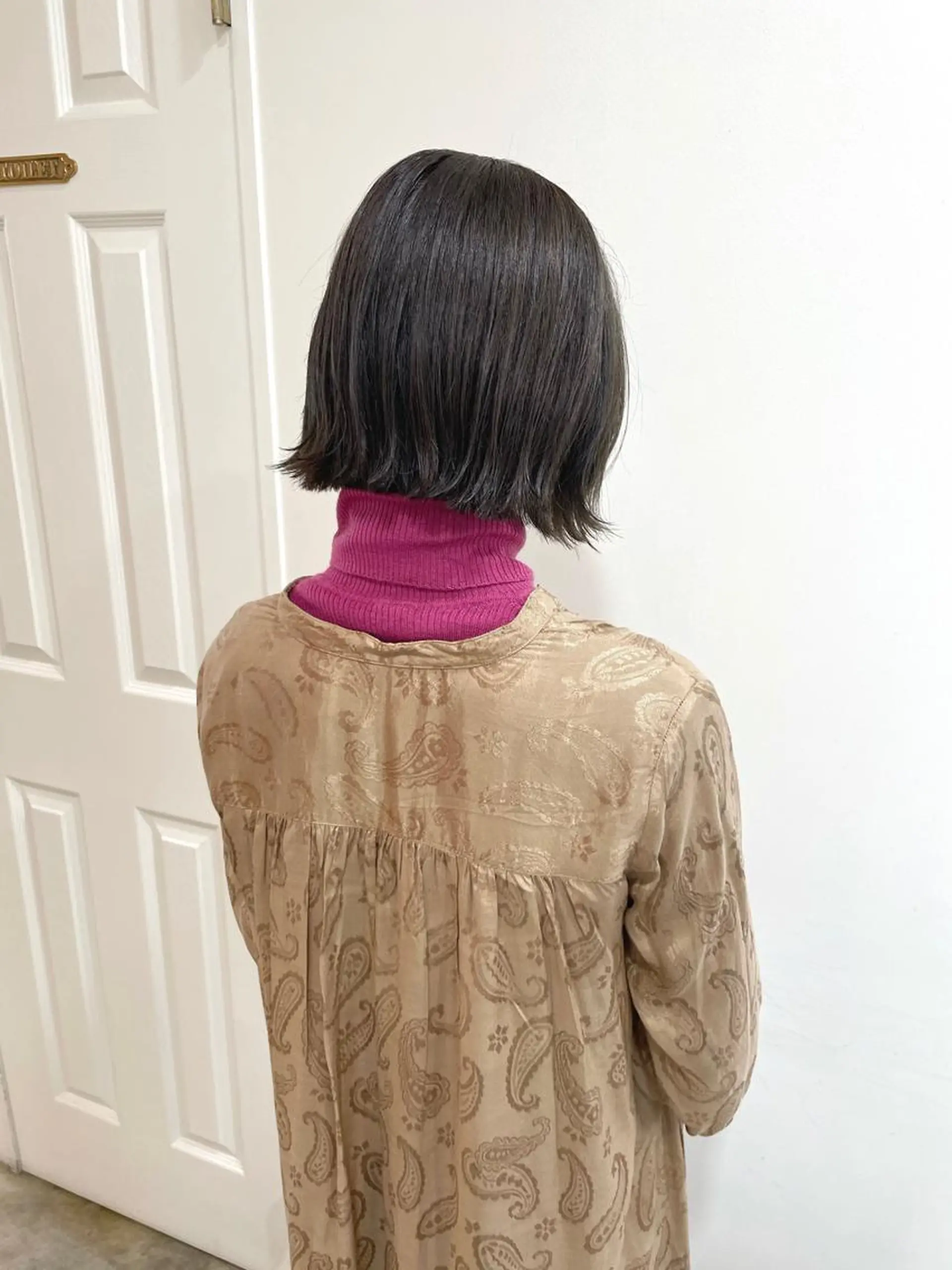 ショート カラー カット ヘアカラー トリートメント MIOベージュカラー 柔らかいカラーのヘアスタイル