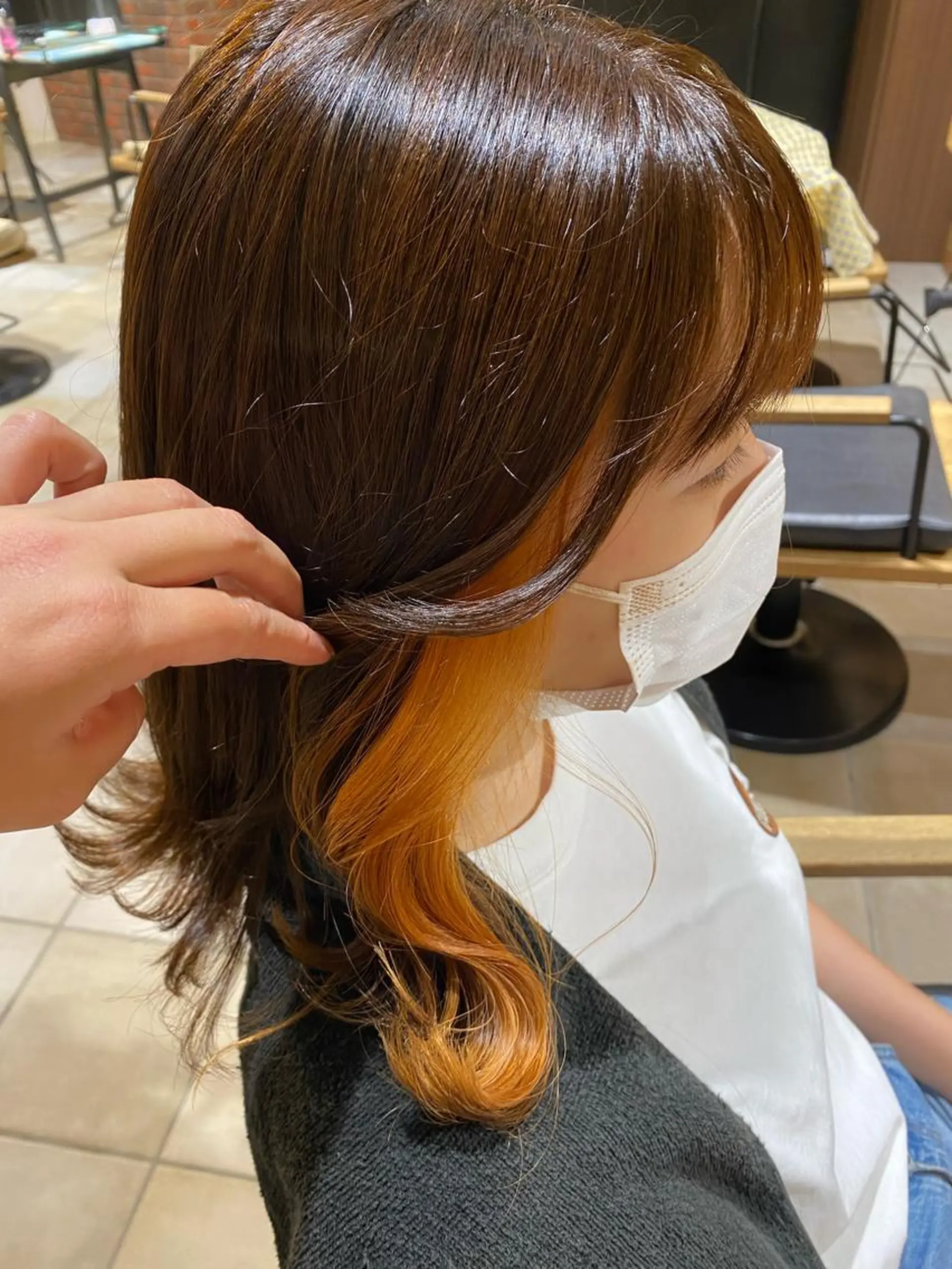 カラー イヤリングカラー オレンジ ヘアカラー 【ROA】 MISUZU✨のヘアスタイル