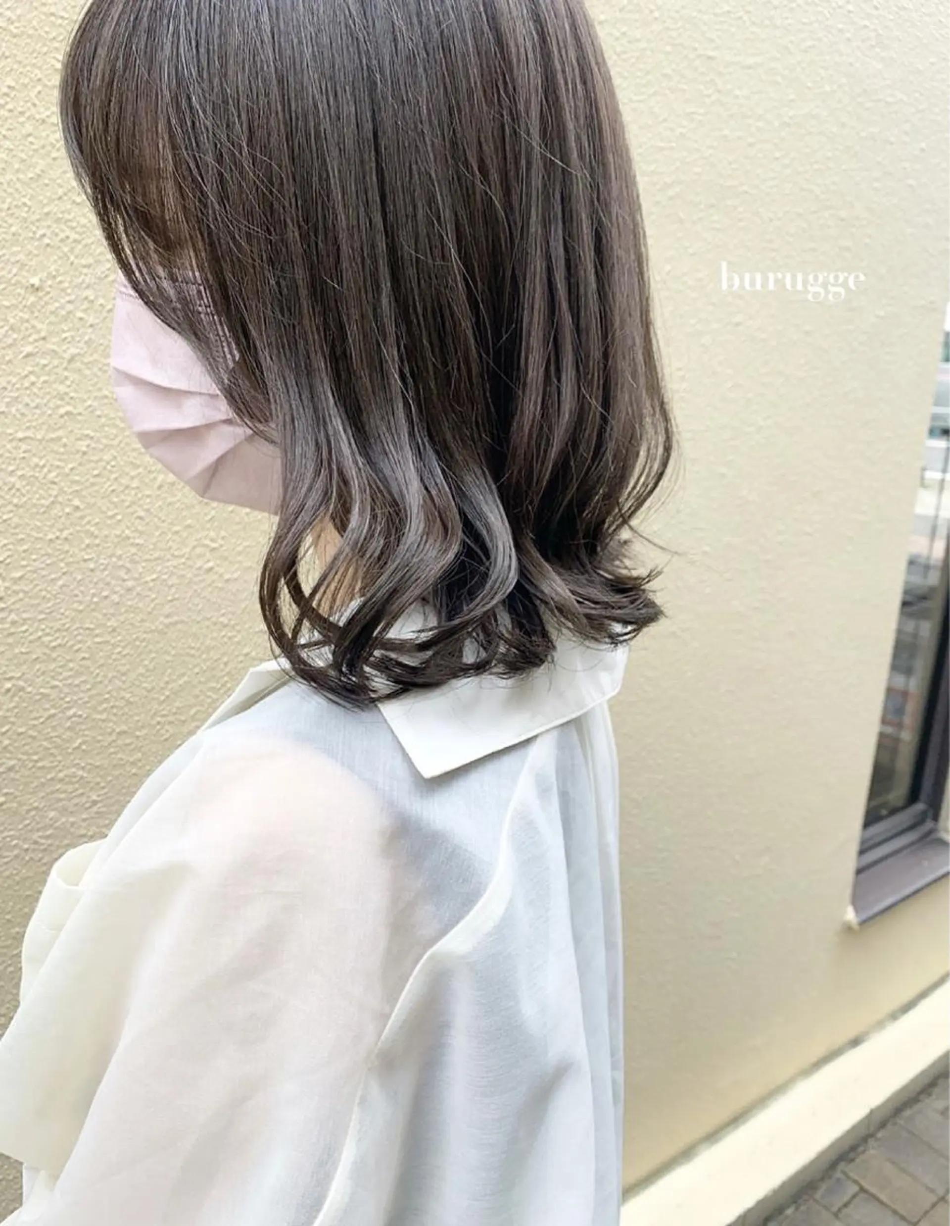 ミディアム 田中 亜沙美のヘアスタイル