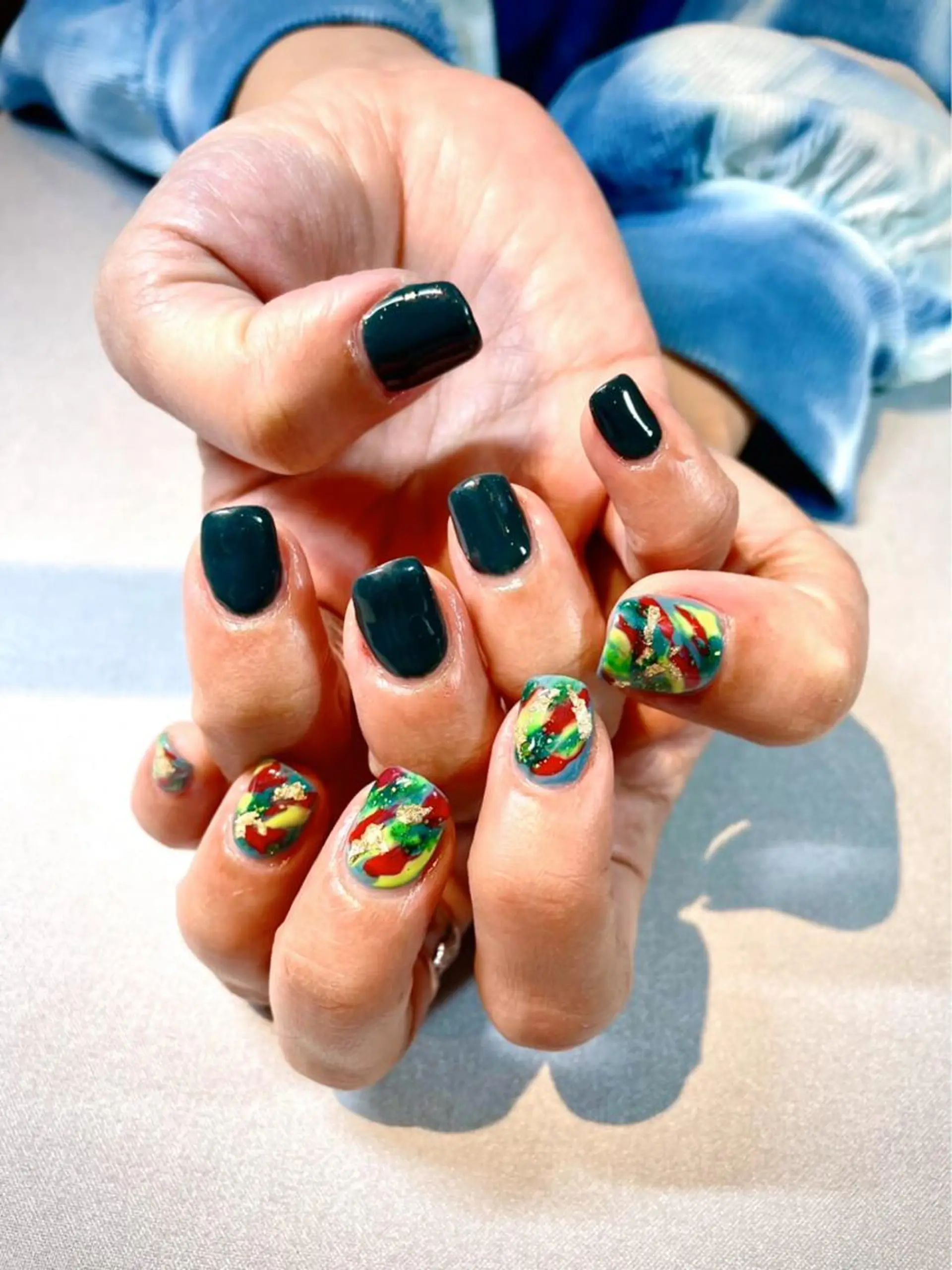 ネイル iiloo aromaworksのネイルデザイン