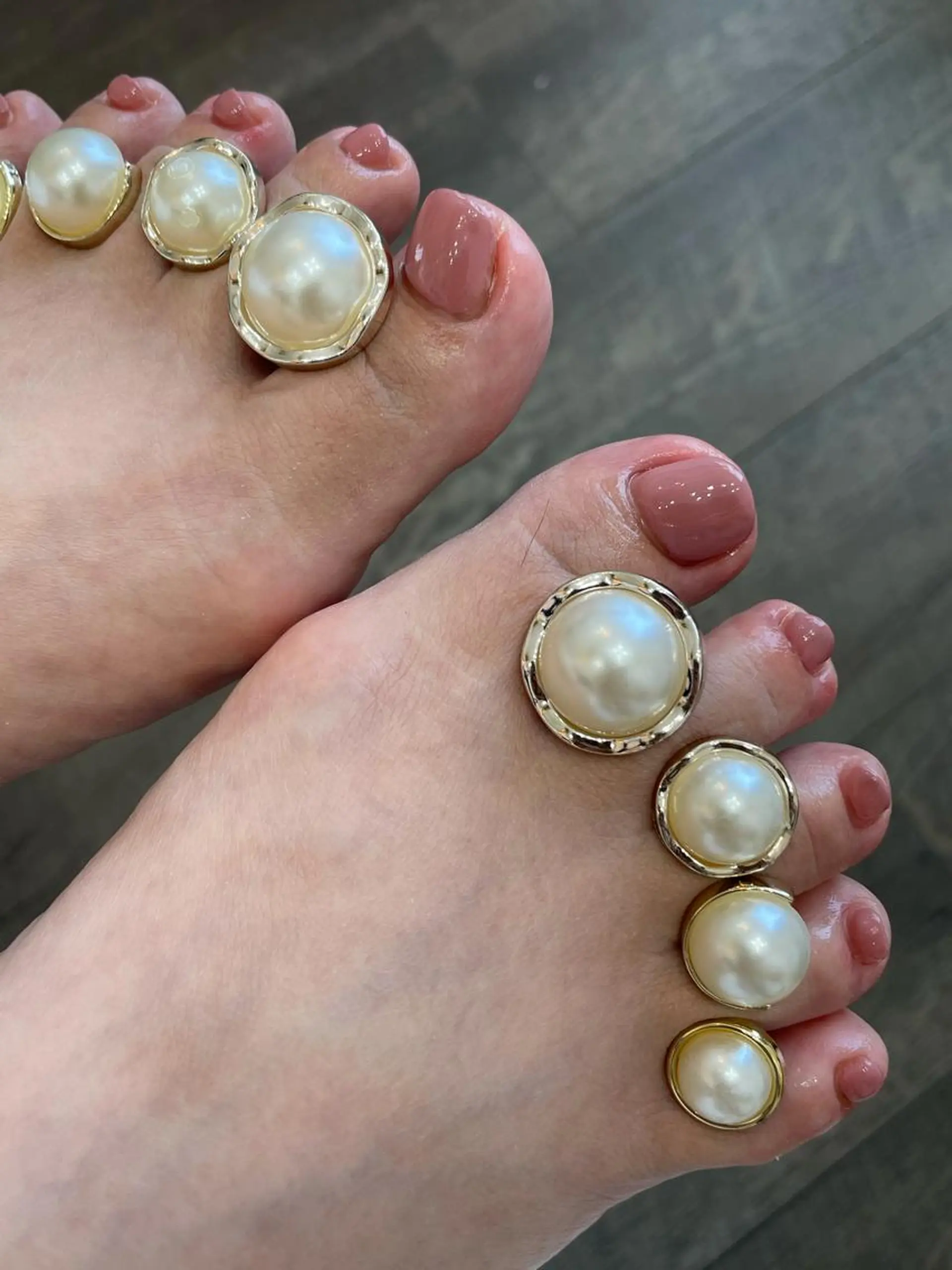 ネイル フットネイル ワンカラーネイル ピンク フットネイル maison de charme Beauté所属・Beaute IORIのネイルデザイン