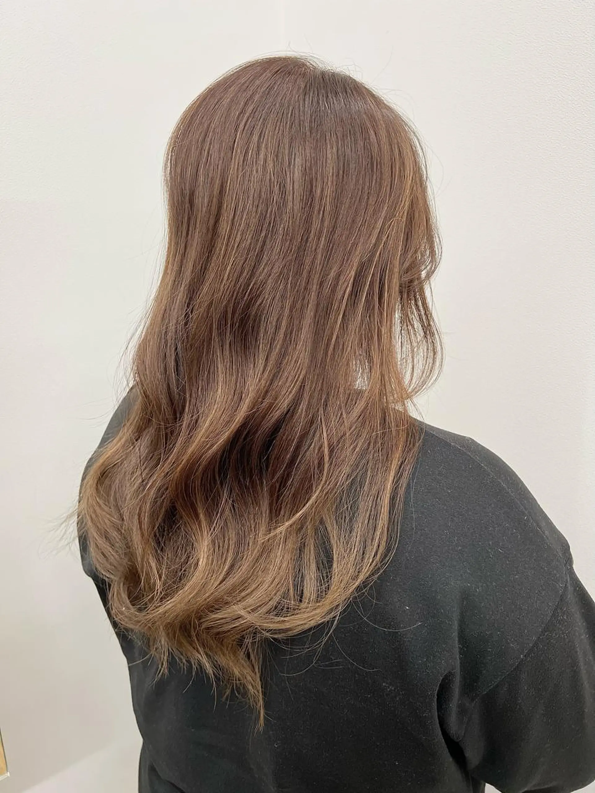 ロング 🩵albis/めい 大宮/ブリーチ🦋のヘアスタイル