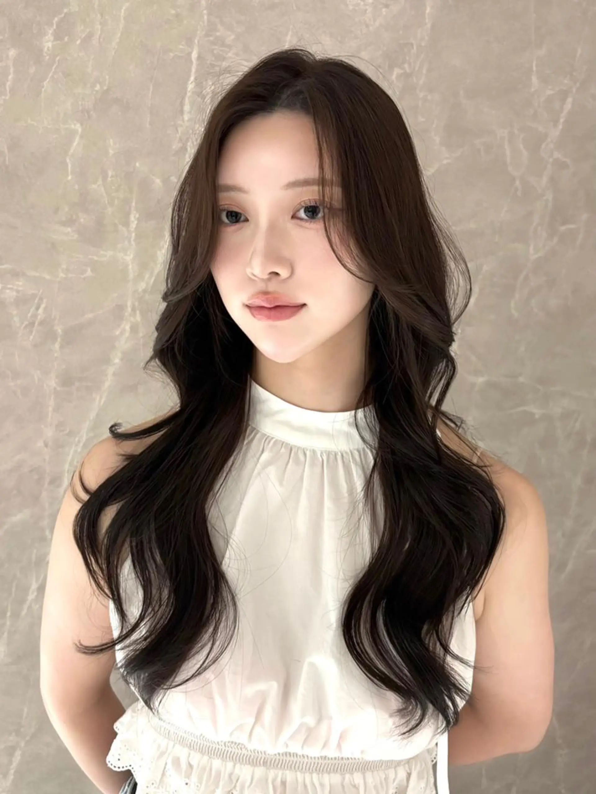 ロング ハイレイヤー レイヤーカット 🎗️comoda 神戸三宮 髪質改善のヘアスタイル