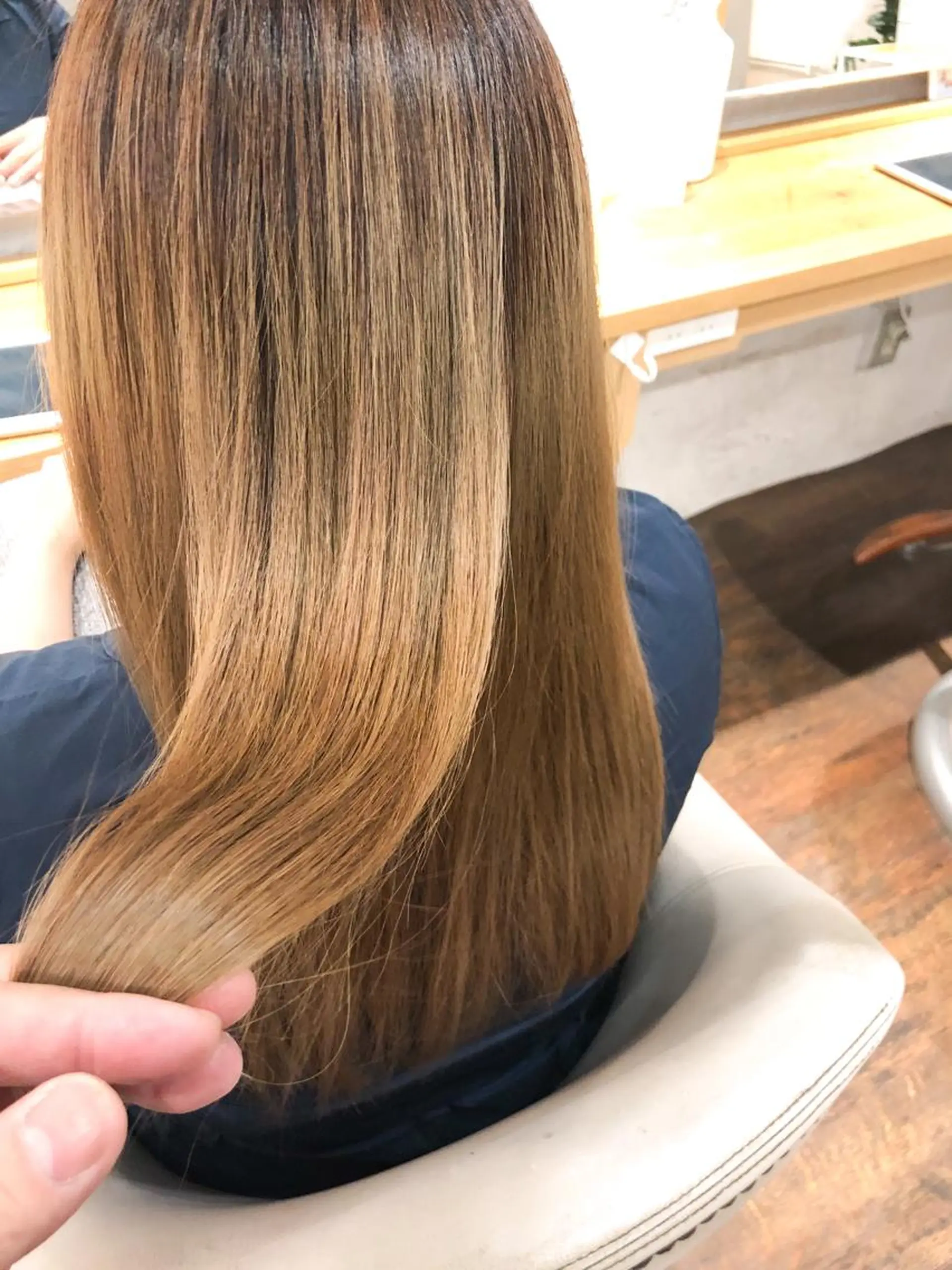 セミロング カラー 髪質改善 カット トリートメント ヘッドスパ 髪質改善 suzukiのヘアスタイル