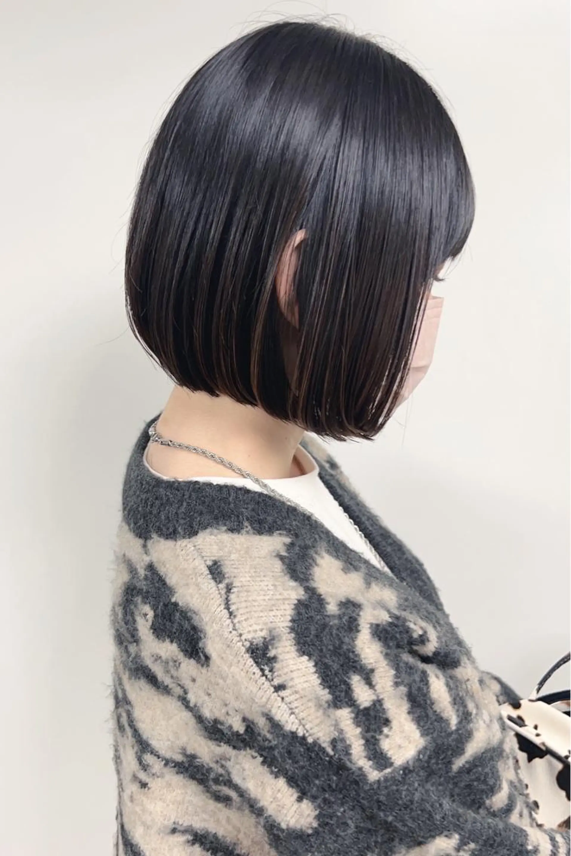 ショート morio from london所属・松岡彩華 ボブ /グレージュのヘアスタイル