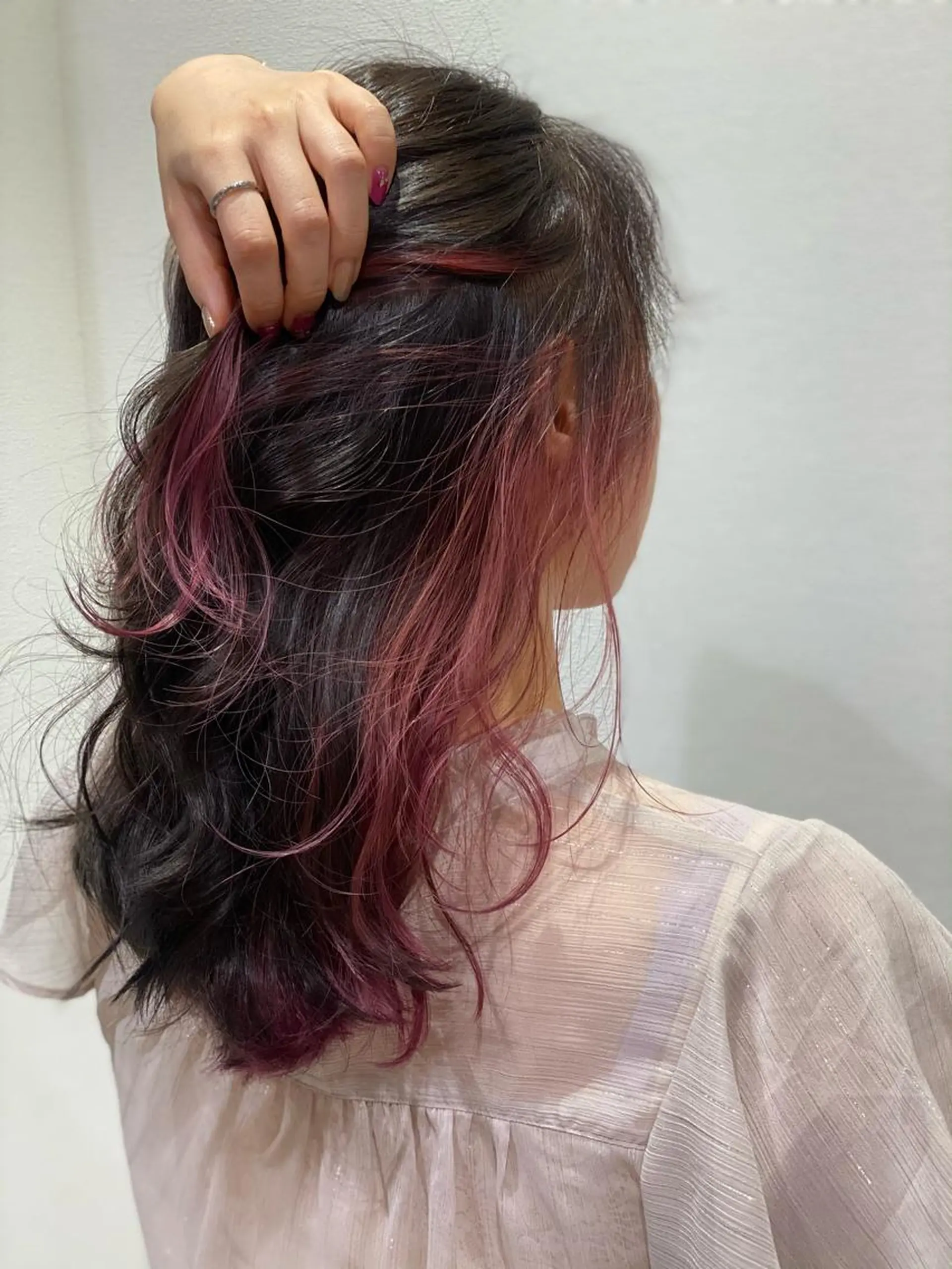 セミロング カラー ピンクカラー 💎大人ハイライト 💎上杉一也💎のヘアスタイル