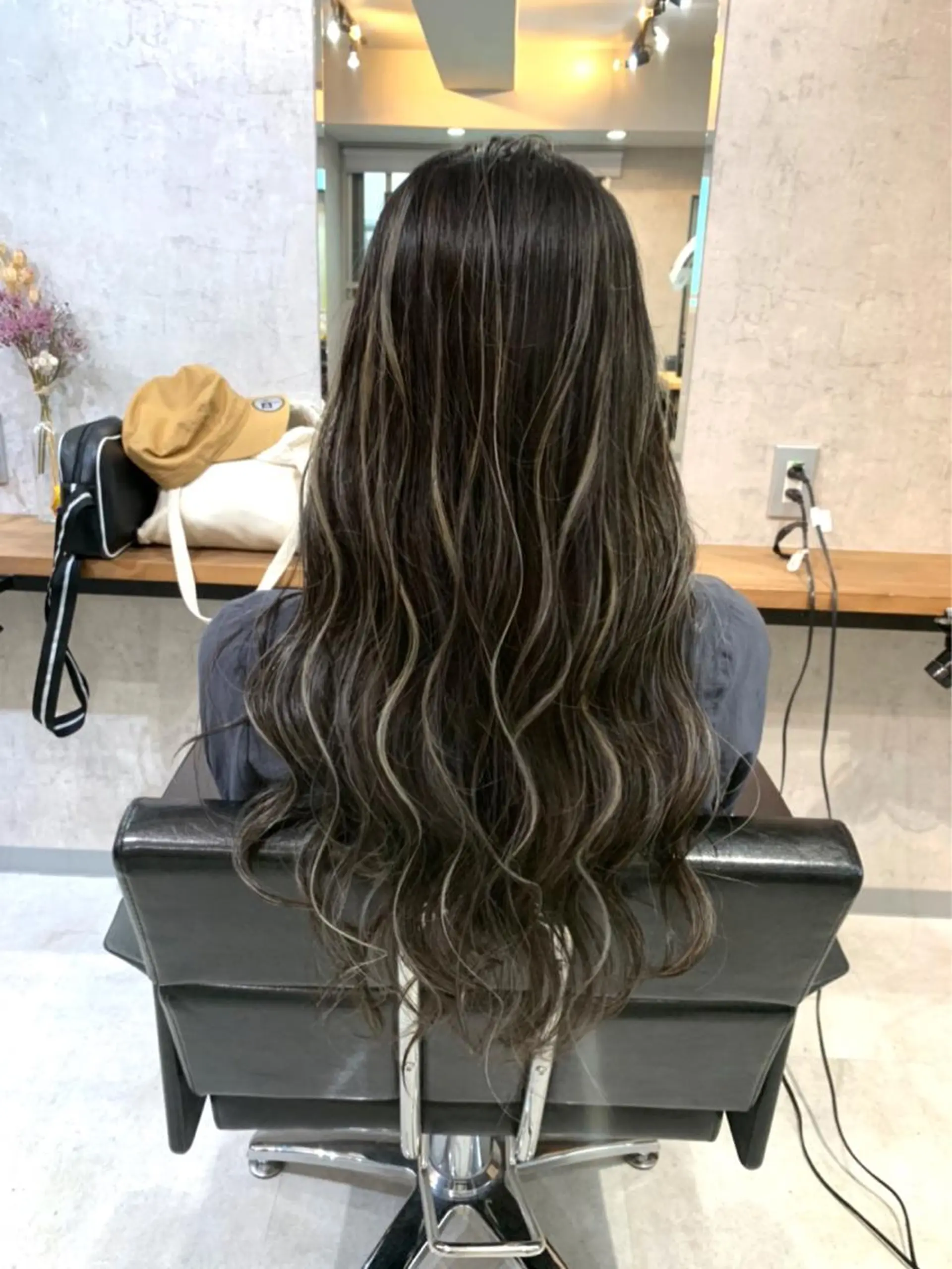 ロング カラー ハイライトカラー ハイライト ヘアカラー 松井那津子 /ハイライトブリーチのヘアスタイル