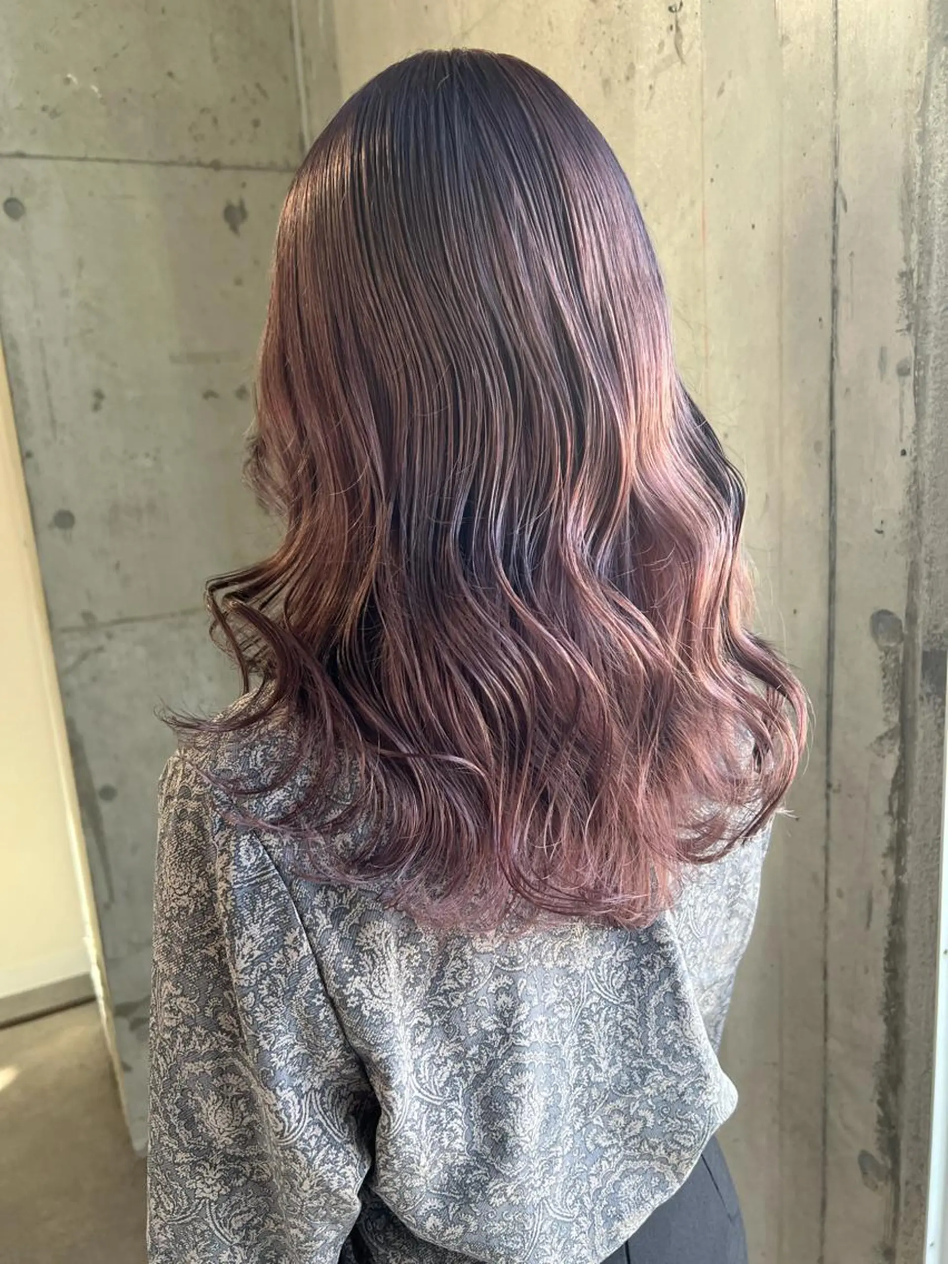 ロング カラー lani hair salon所属・SHOTO ハイトー ン/デザインカラーのヘアスタイル