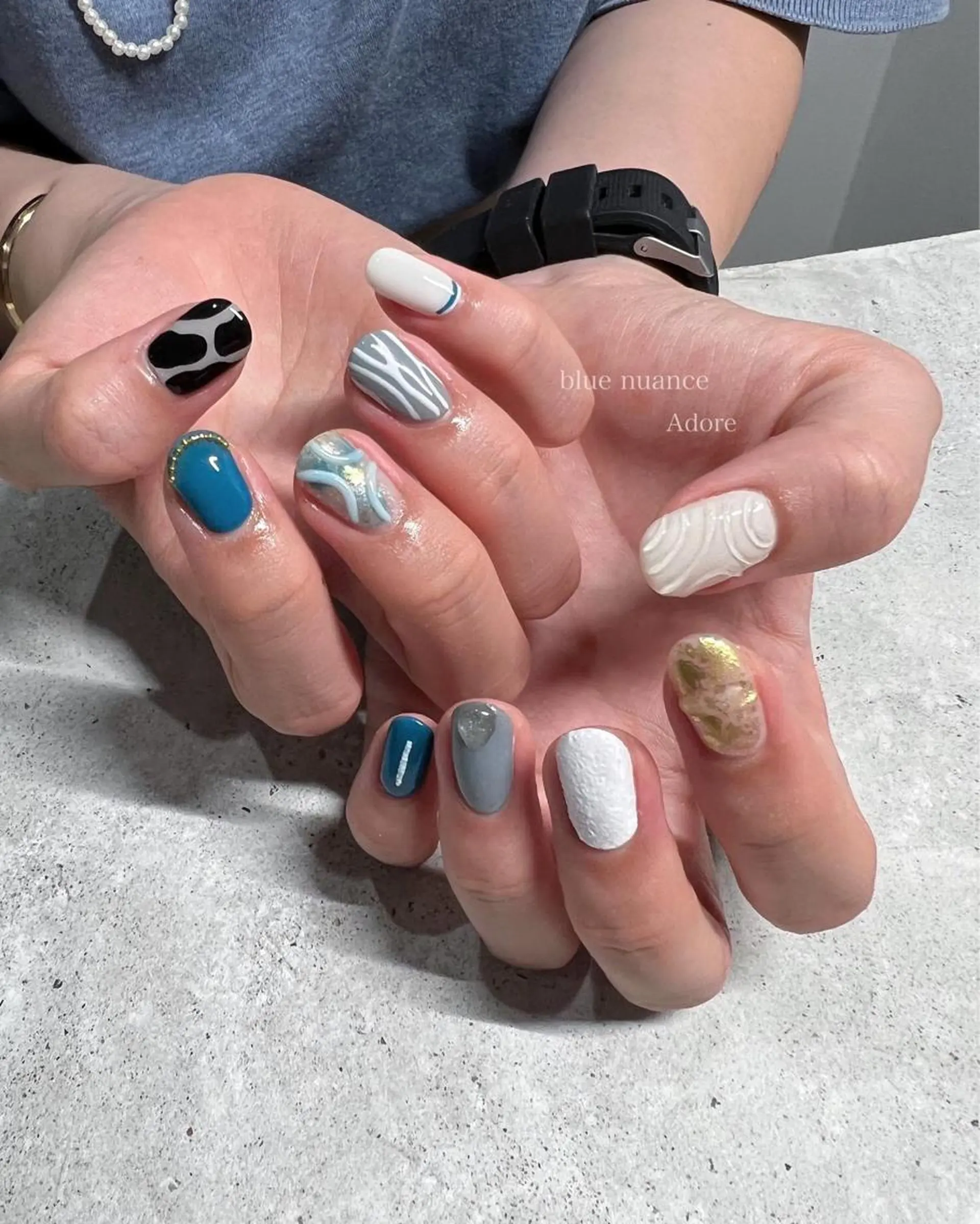 ネイル ニュアンスネイル ワンカラーネイル ハンドネイル Nail Adore.のネイルデザイン