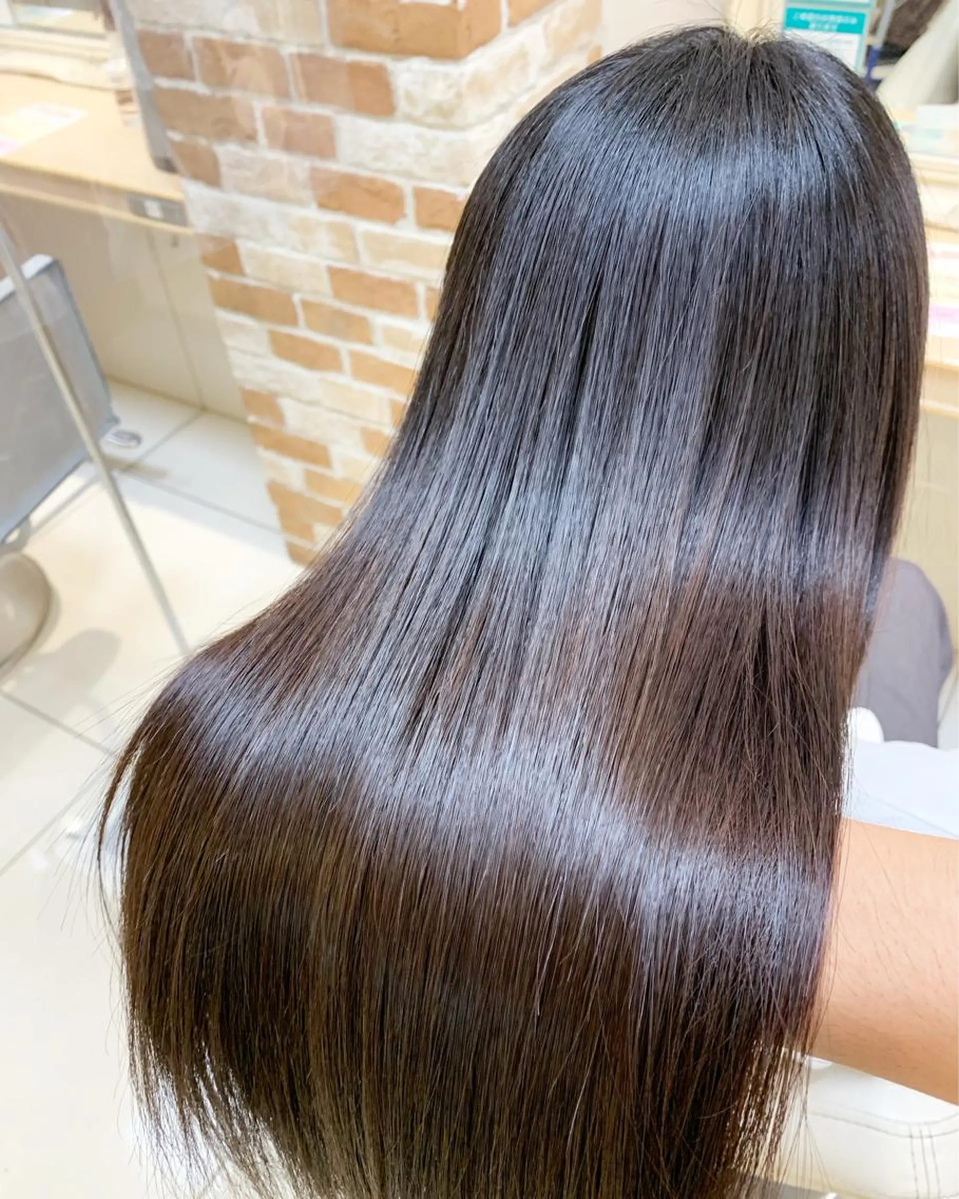 セミロング パーマ ヘアアレンジ 縮毛矯正 トリートメント 店長 大方康暉のヘアスタイル