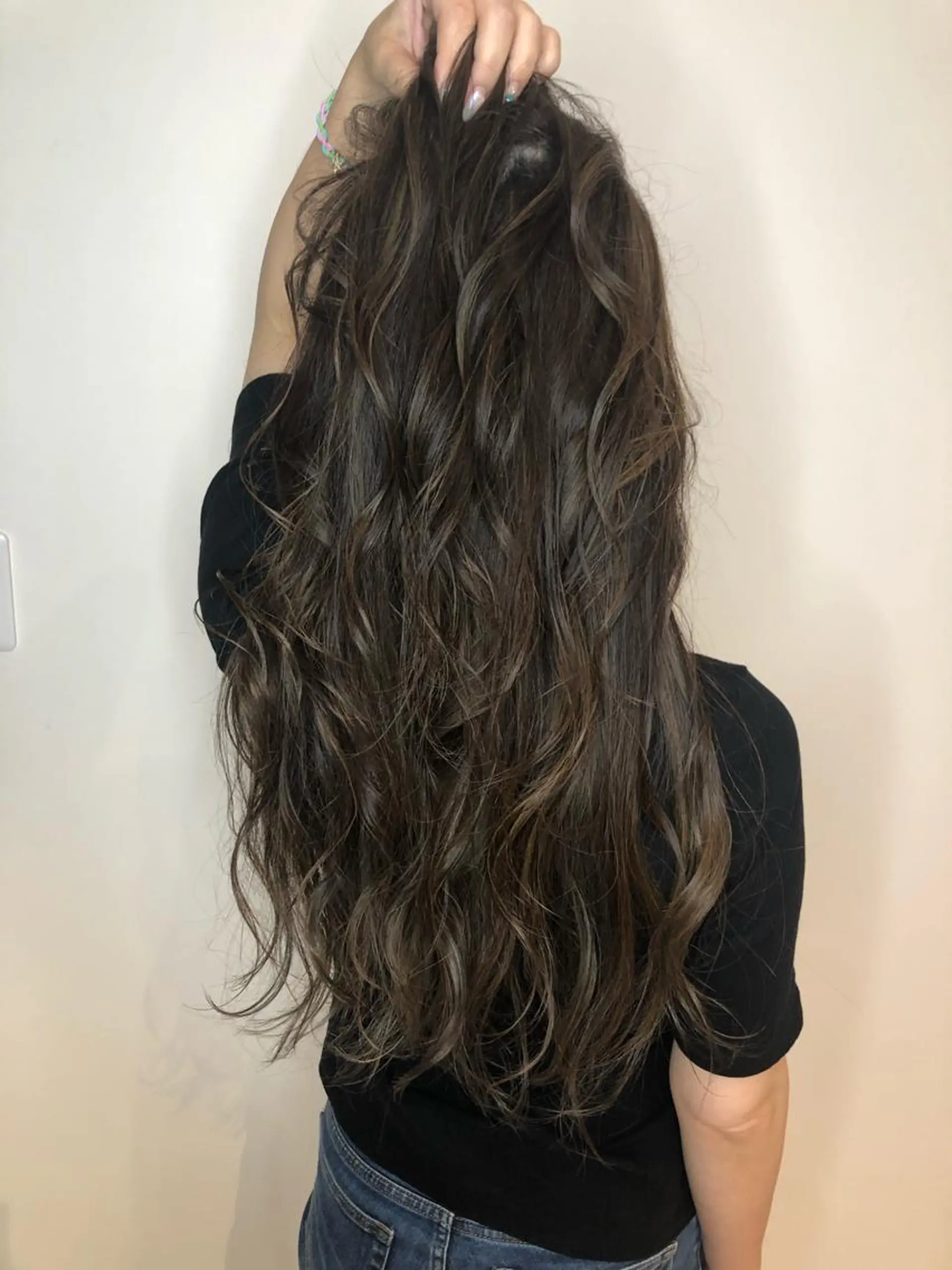 ロング カラー 小嶋 真滋のヘアスタイル