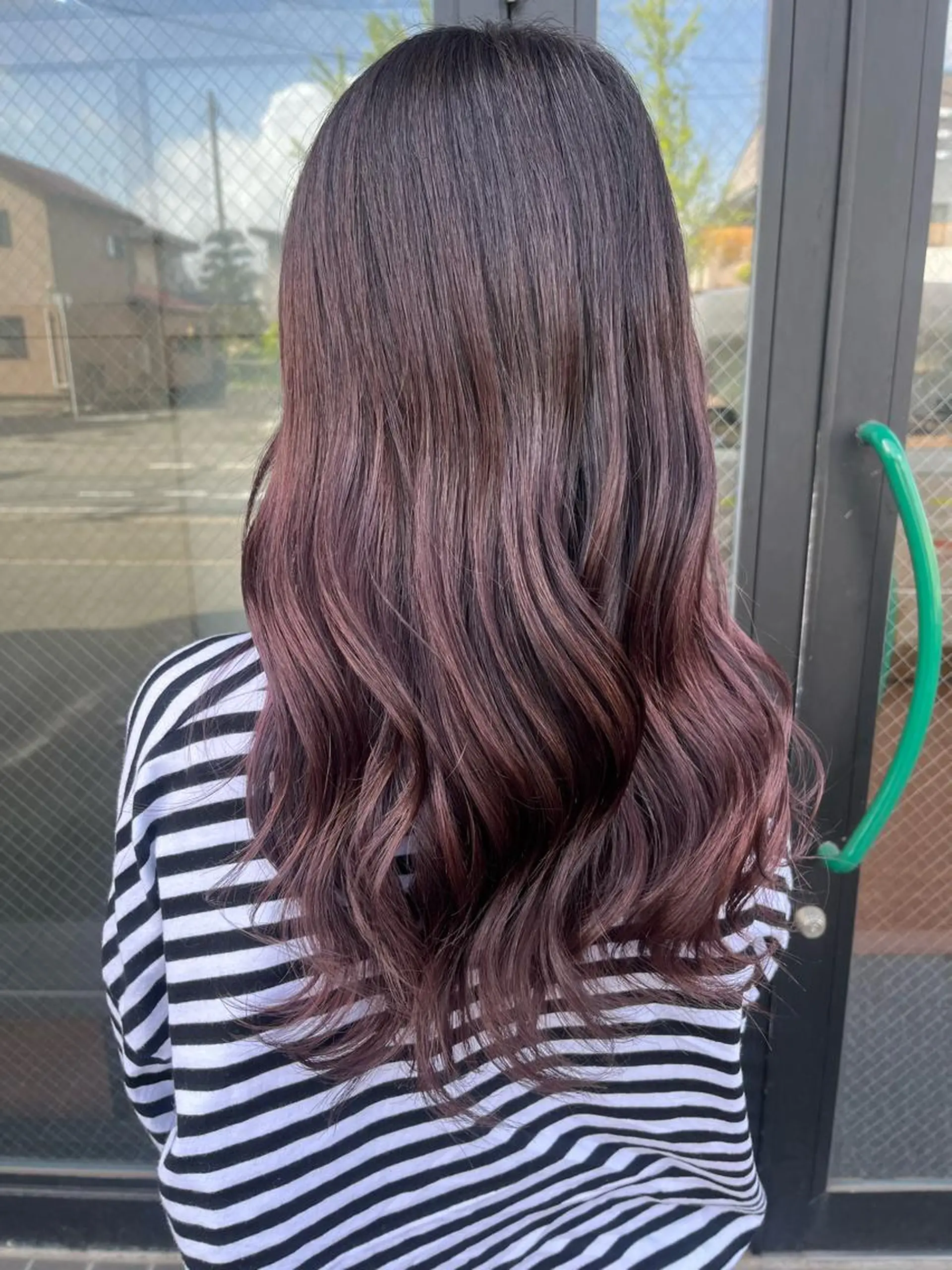 ロング パープルカラー カット ヘアカラー トリートメント Number CHIHIROのヘアスタイル