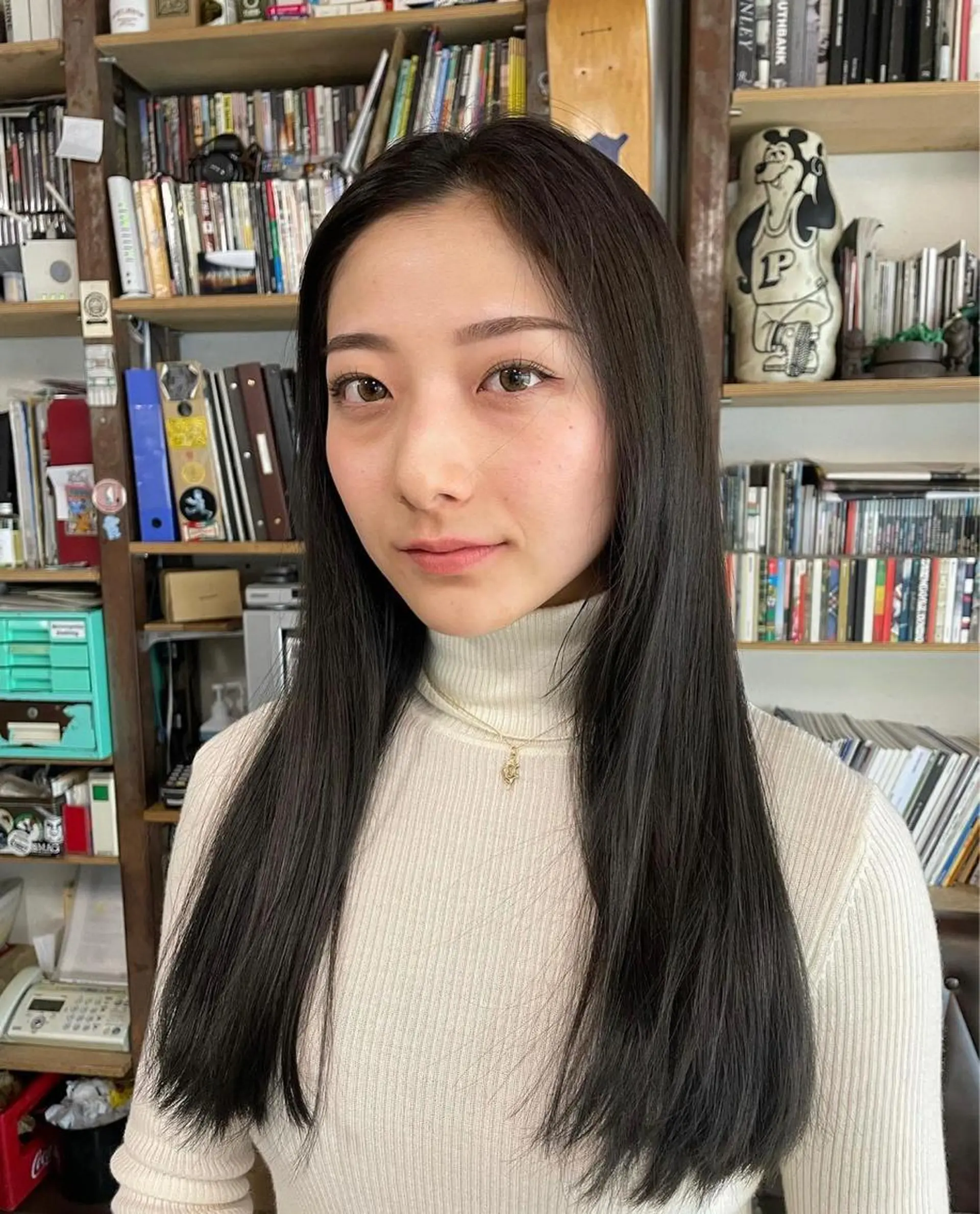 セミロング natural la vie所属・ナチュラルラヴィ 木津谷　響のヘアスタイル