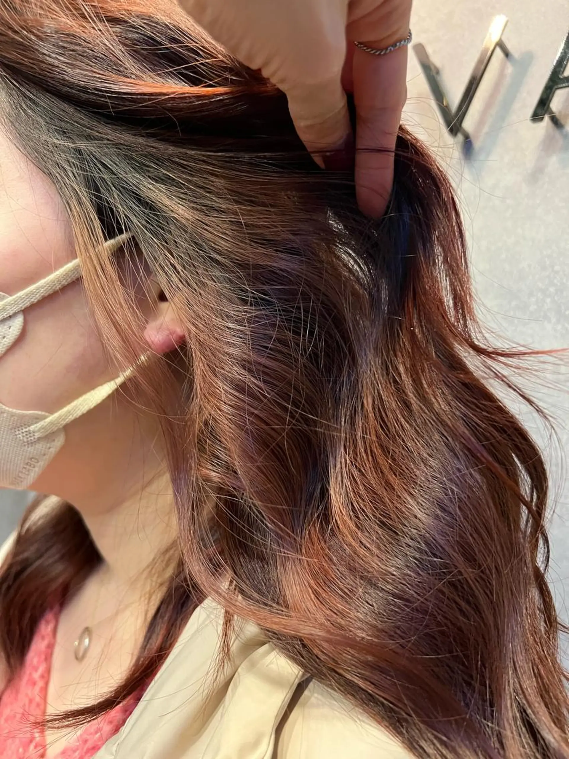 セミロング カラー N°jillva 𝑘𝑎𝑟𝑖𝑛のヘアスタイル