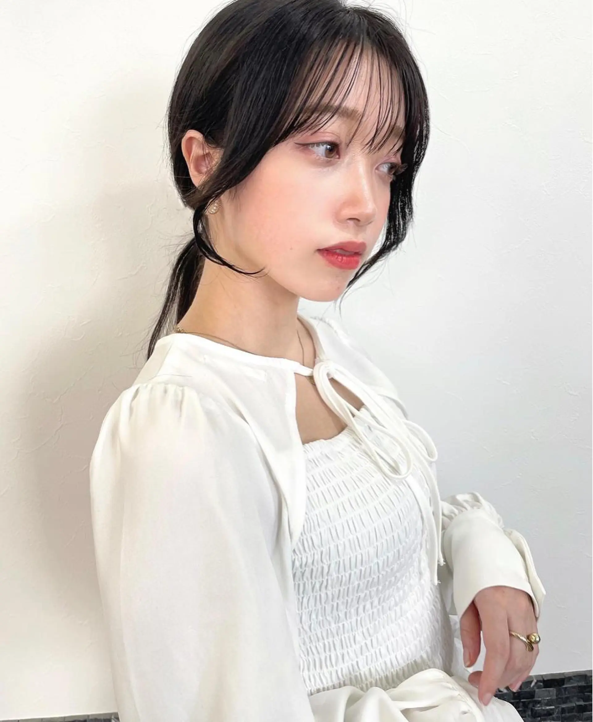 ロング カラー パーマ ヘアアレンジ レイヤーカット、 大人可愛い　中村美羅のヘアスタイル