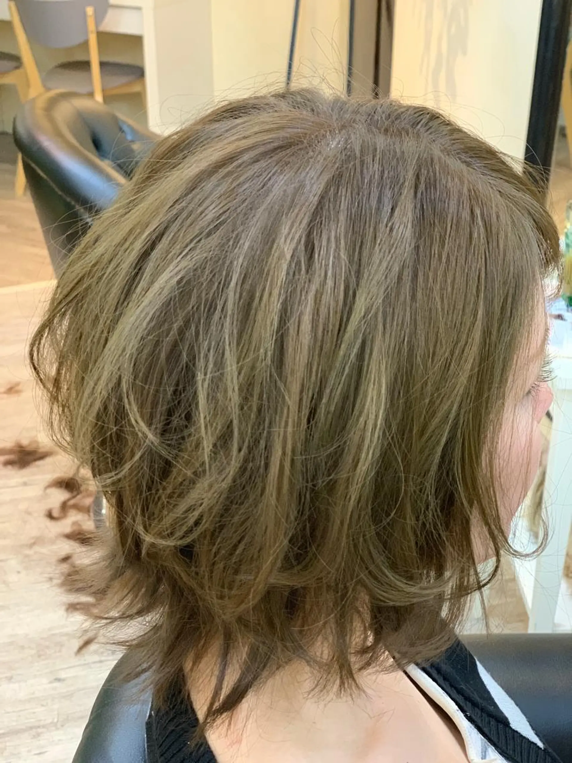 ショート カラー カット ヘアカラー 鶴見 和美のヘアスタイル