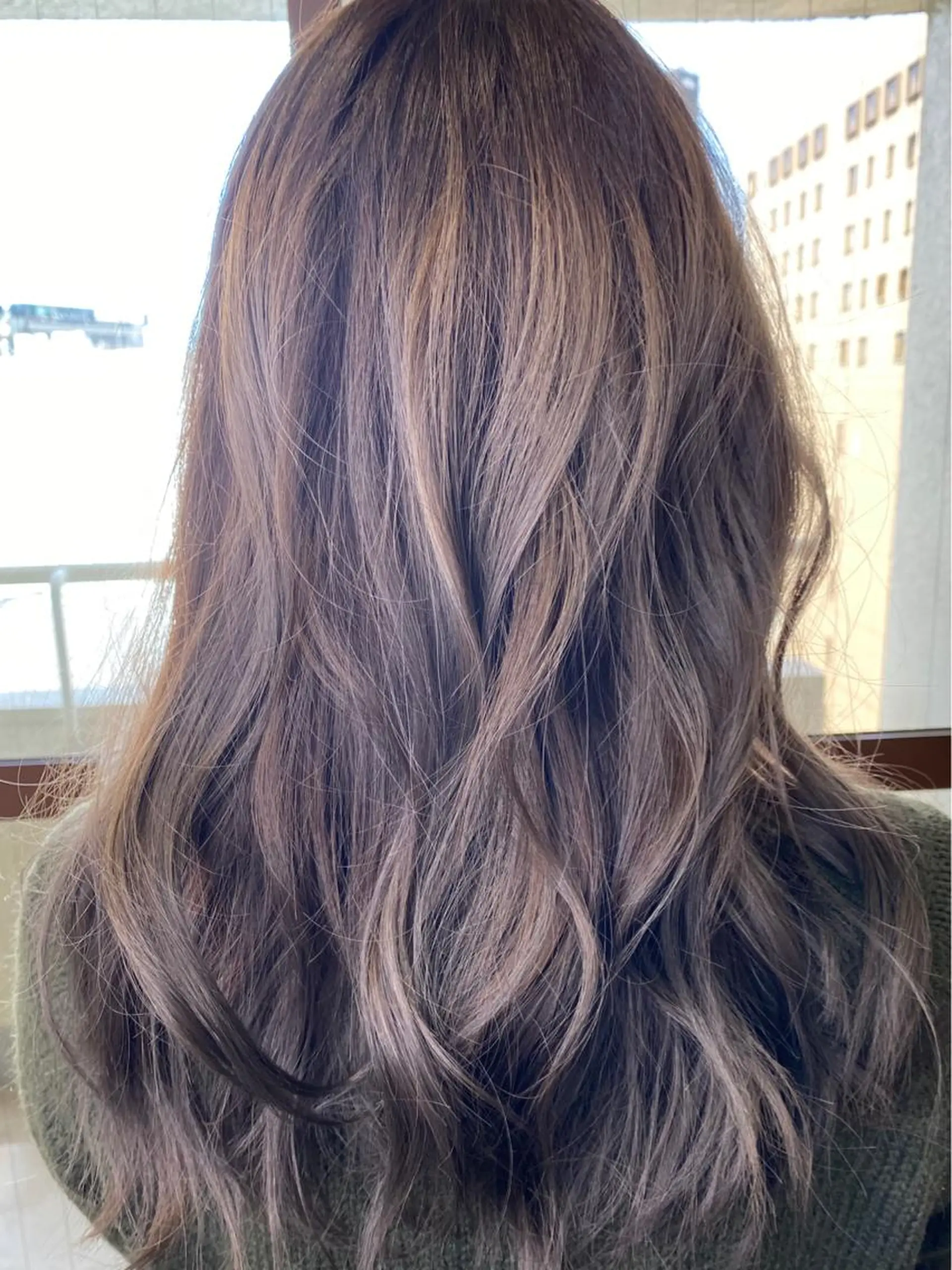 セミロング カラー ブリーチ ヘアカラー トリートメント 髪質進化系へ 💇‍♀️Yasuのヘアスタイル